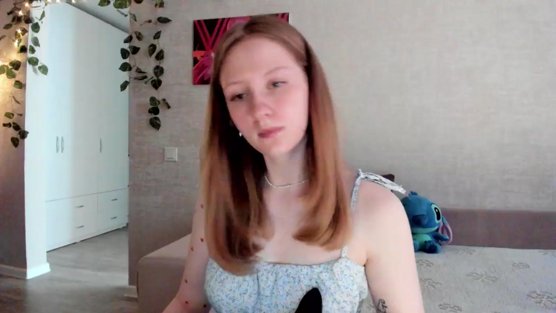 Gallery image thumbnail from girlyAlicey's myfreecams stream on, 06/09/2025, 04:00 image 18 of 20