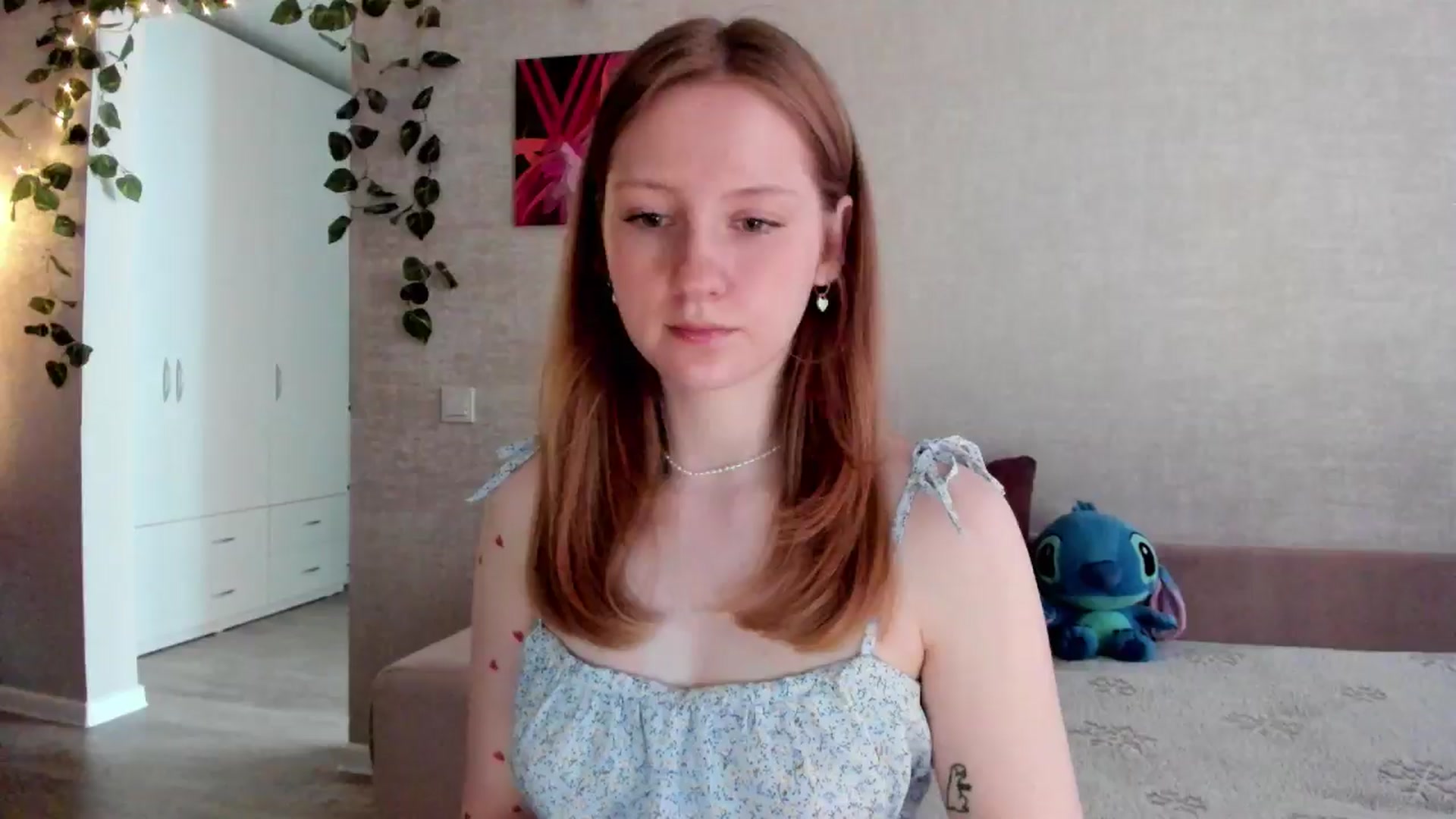 Gallery image thumbnail from girlyAlicey's myfreecams stream on, 06/09/2025, 04:00 image 10 of 20