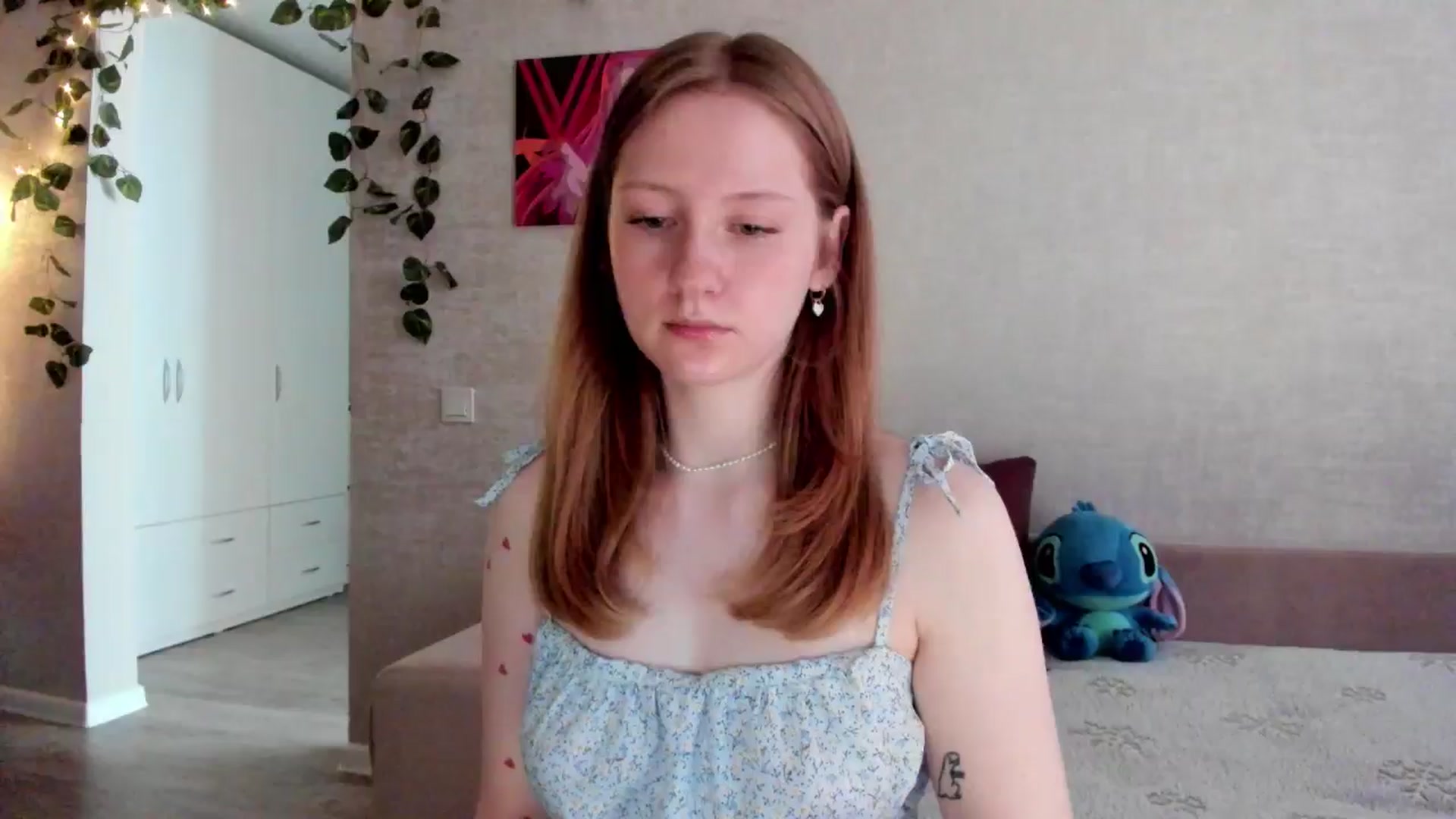 Gallery image thumbnail from girlyAlicey's myfreecams stream on, 06/09/2025, 04:00 image 11 of 20