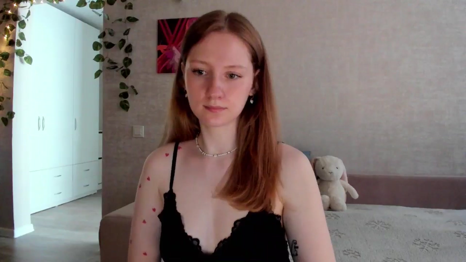 Gallery image thumbnail from girlyAlicey's myfreecams stream on, 06/12/2025, 03:43 image 14 of 20