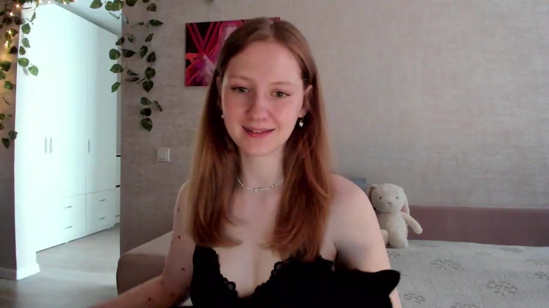 Gallery image thumbnail from girlyAlicey's myfreecams stream on, 06/12/2025, 03:43 image 5 of 20
