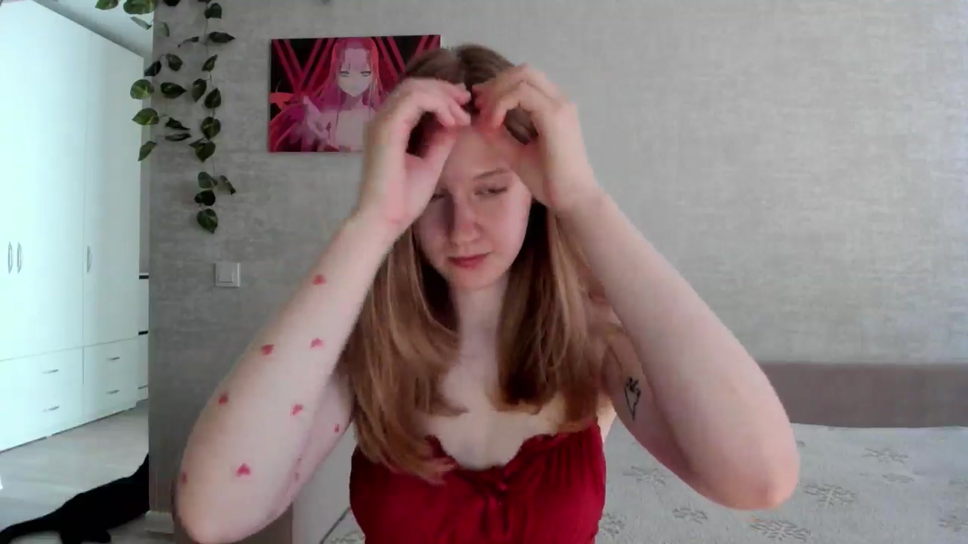 Gallery image thumbnail from girlyAlicey's myfreecams stream on, 06/14/2025, 04:24 image 13 of 20