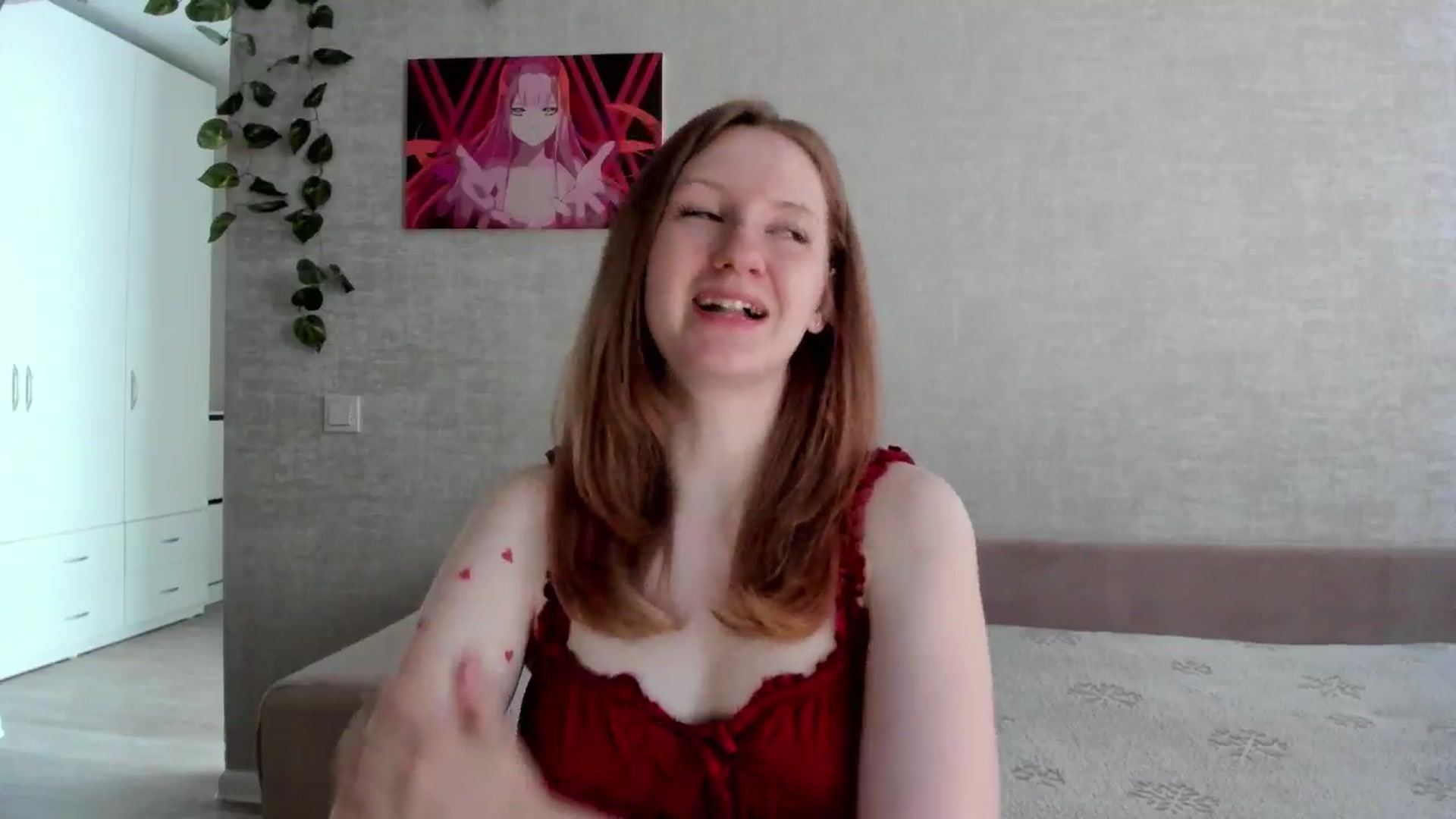 Gallery image thumbnail from girlyAlicey's myfreecams stream on, 06/14/2025, 04:24 image 10 of 20