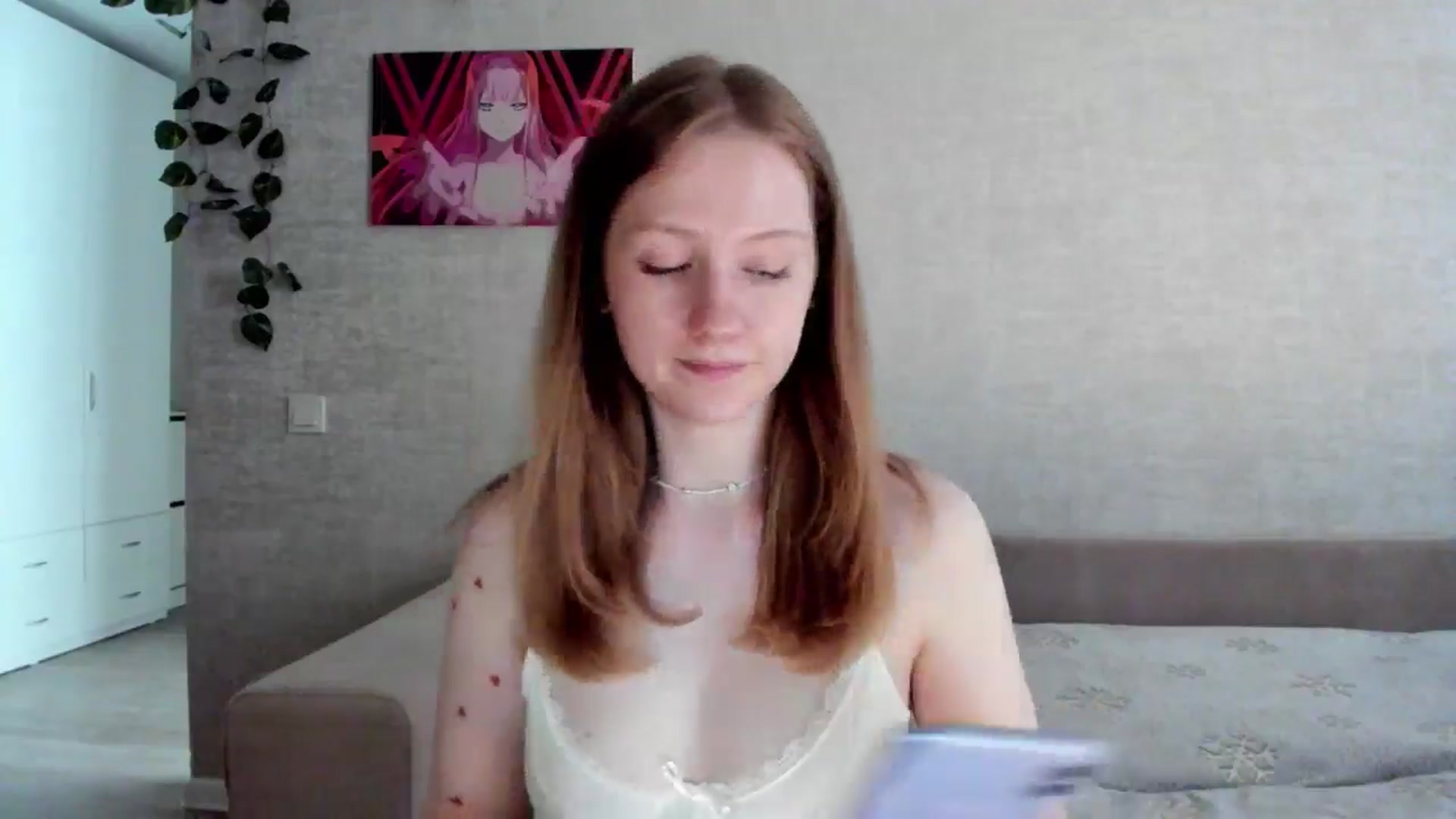 Gallery image thumbnail from girlyAlicey's myfreecams stream on, 06/15/2025, 05:08 image 4 of 20