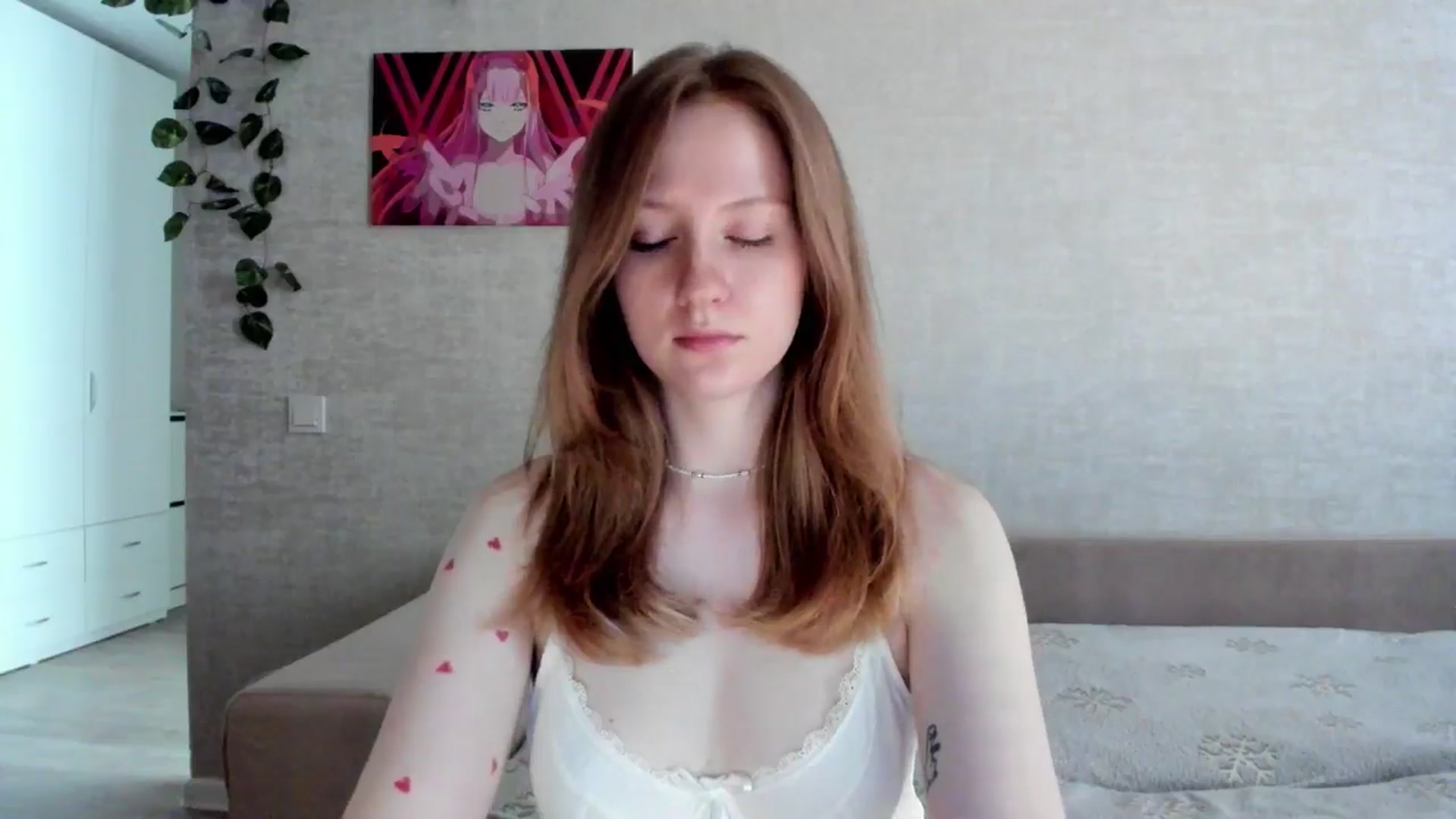 Gallery image thumbnail from girlyAlicey's myfreecams stream on, 06/15/2025, 05:08 image 17 of 20