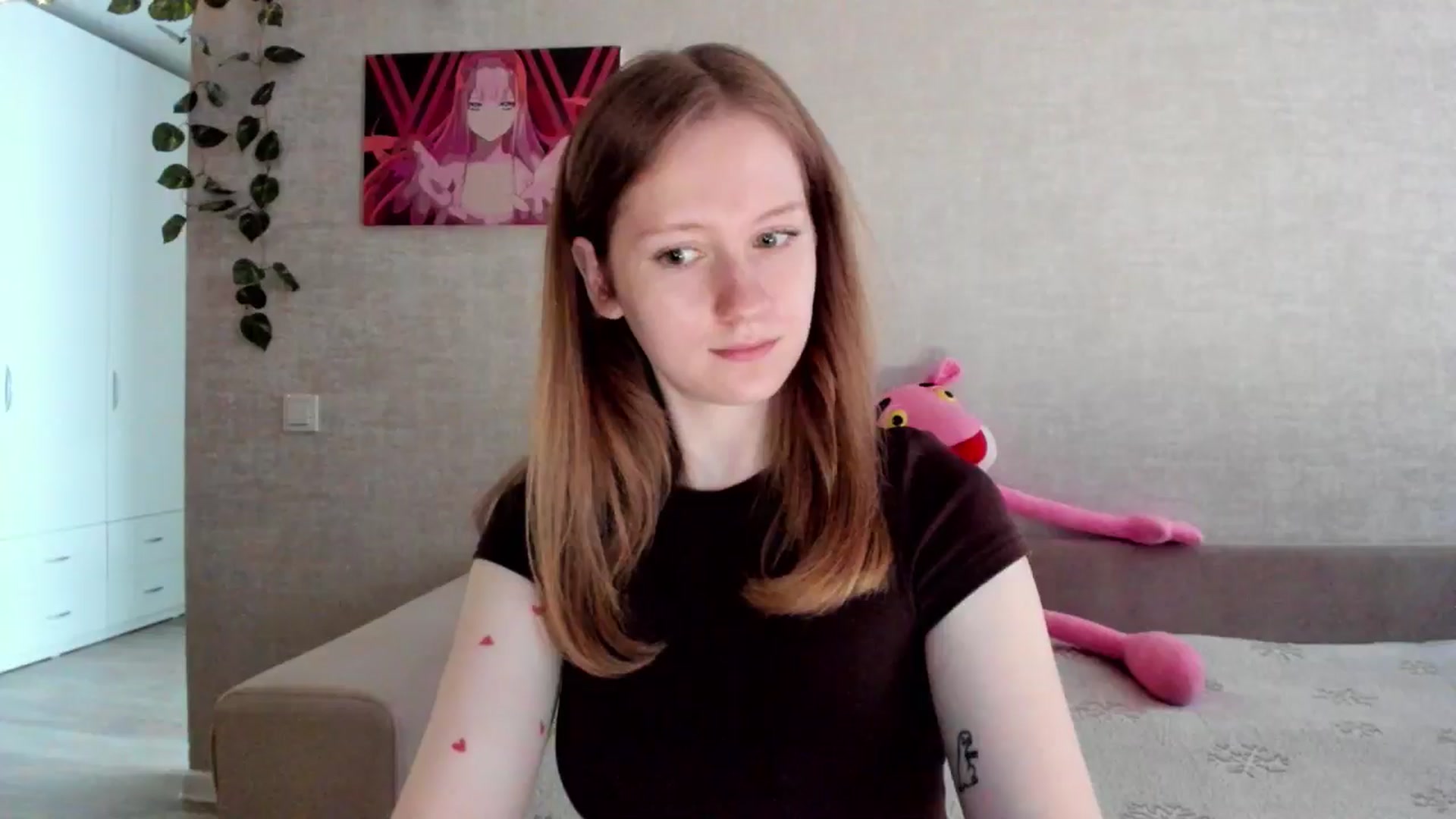 Gallery image thumbnail from girlyAlicey's myfreecams stream on, 06/16/2025, 03:41 image 15 of 20