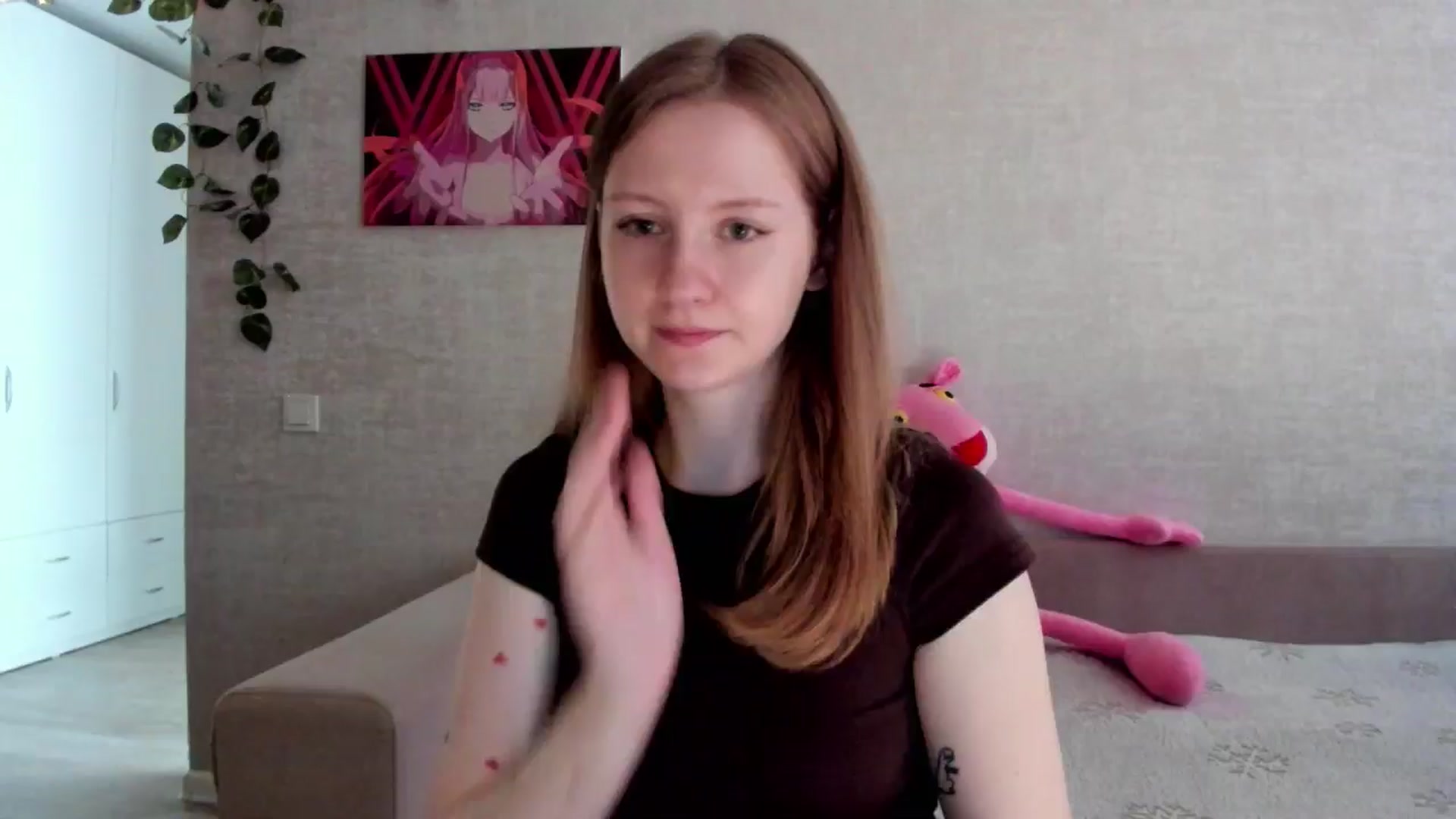 Gallery image thumbnail from girlyAlicey's myfreecams stream on, 06/16/2025, 03:41 image 7 of 20