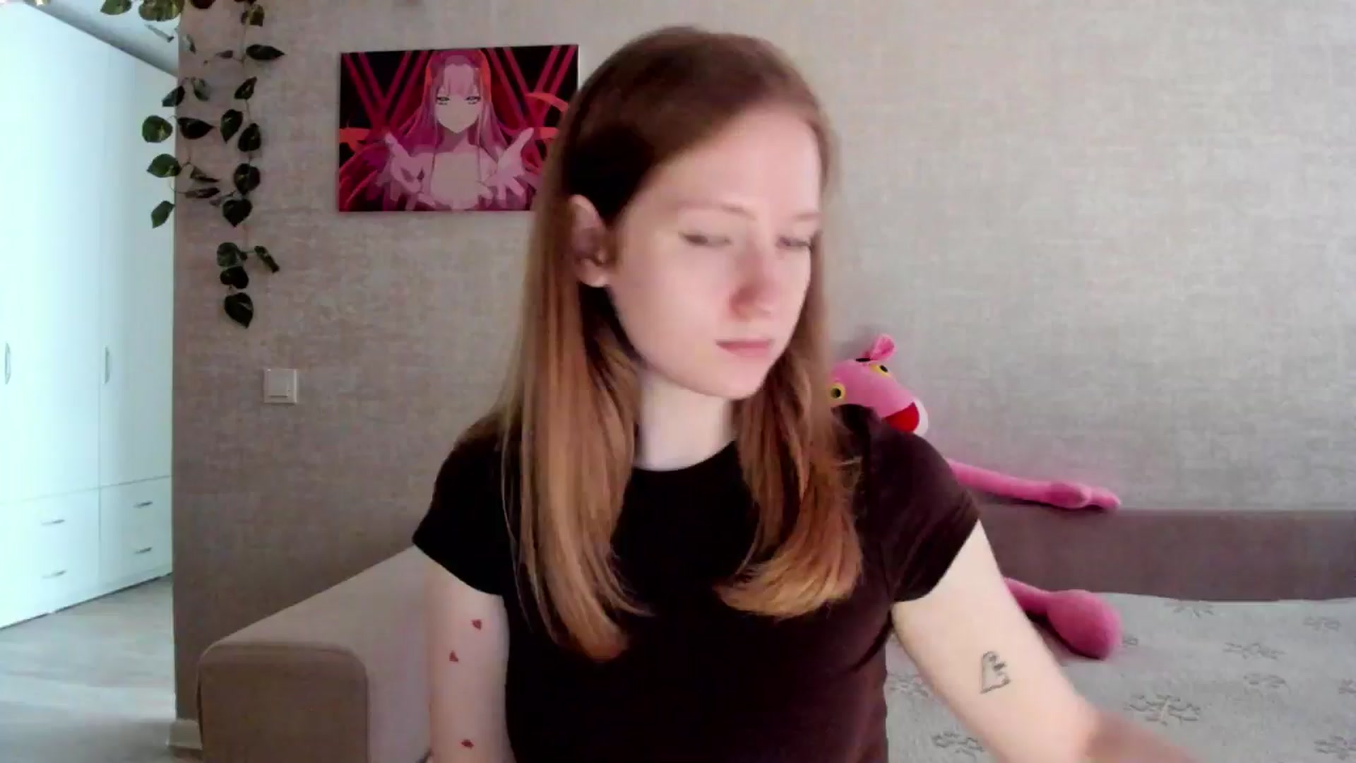 Gallery image thumbnail from girlyAlicey's myfreecams stream on, 06/16/2025, 03:41 image 13 of 20