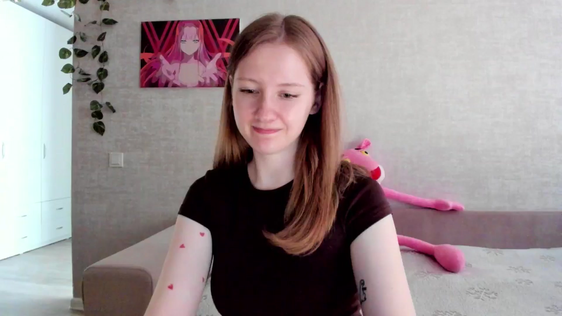 Gallery image thumbnail from girlyAlicey's myfreecams stream on, 06/16/2025, 03:41 image 6 of 20