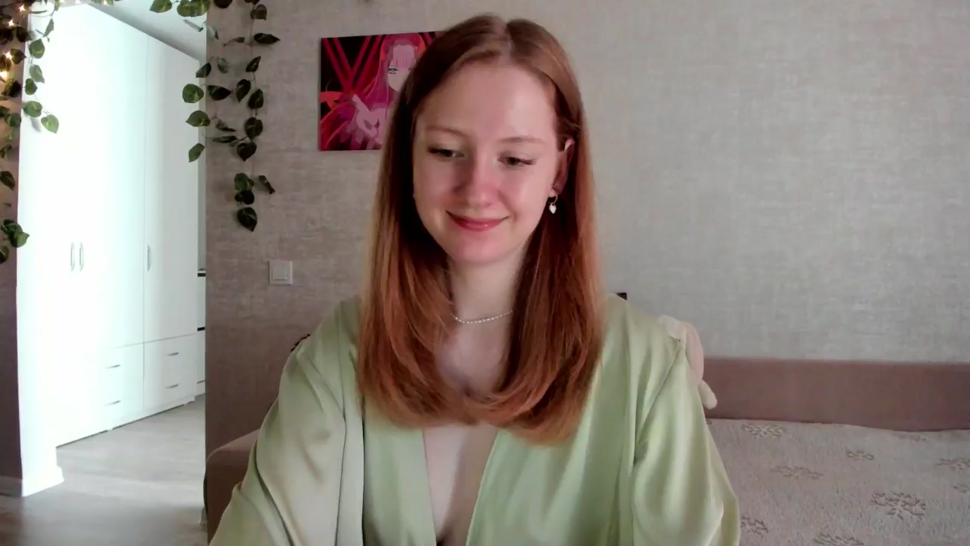 Gallery image thumbnail from girlyAlicey's myfreecams stream on, 06/20/2025, 04:06 image 1 of 20