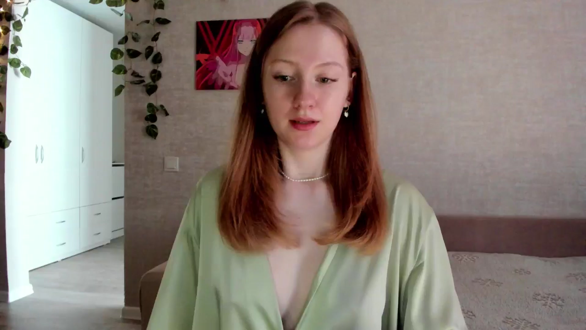 Gallery image thumbnail from girlyAlicey's myfreecams stream on, 06/20/2025, 04:06 image 4 of 20