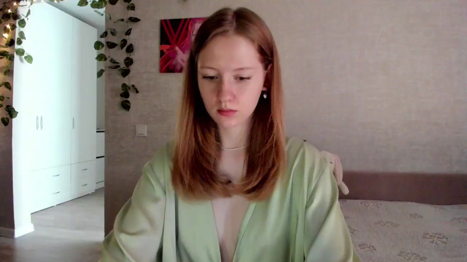 Gallery image thumbnail from girlyAlicey's myfreecams stream on, 06/20/2025, 04:06 image 3 of 20