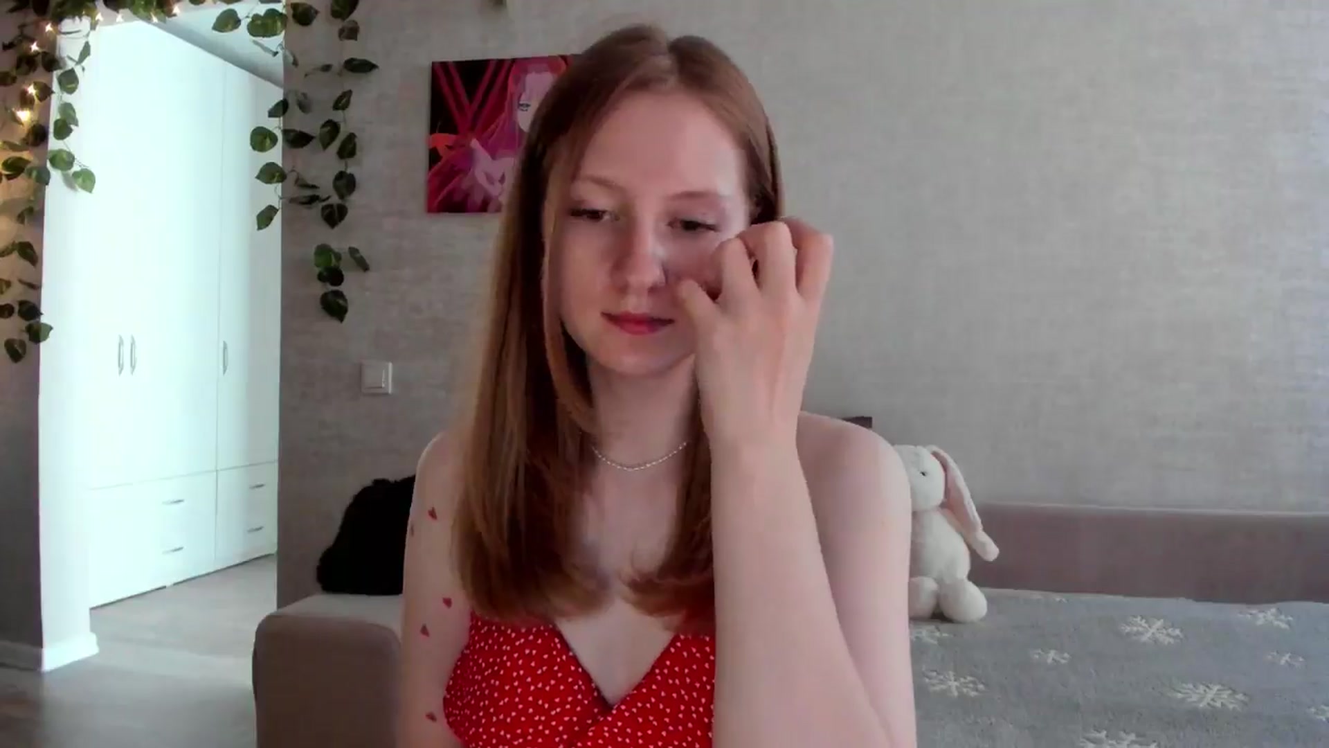 Gallery image thumbnail from girlyAlicey's myfreecams stream on, 06/22/2025, 03:54 image 10 of 20