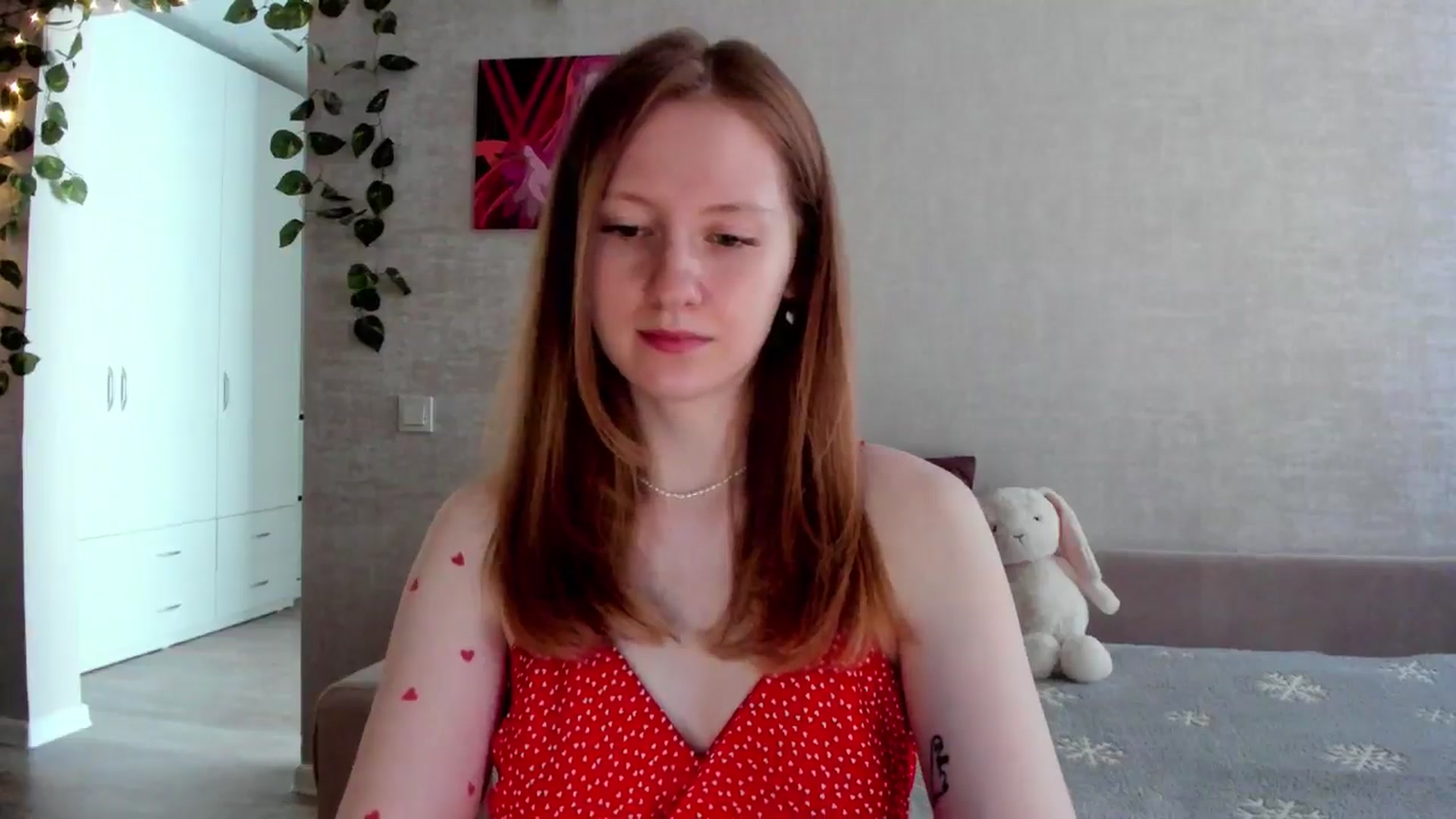 Gallery image thumbnail from girlyAlicey's myfreecams stream on, 06/22/2025, 03:54 image 15 of 20