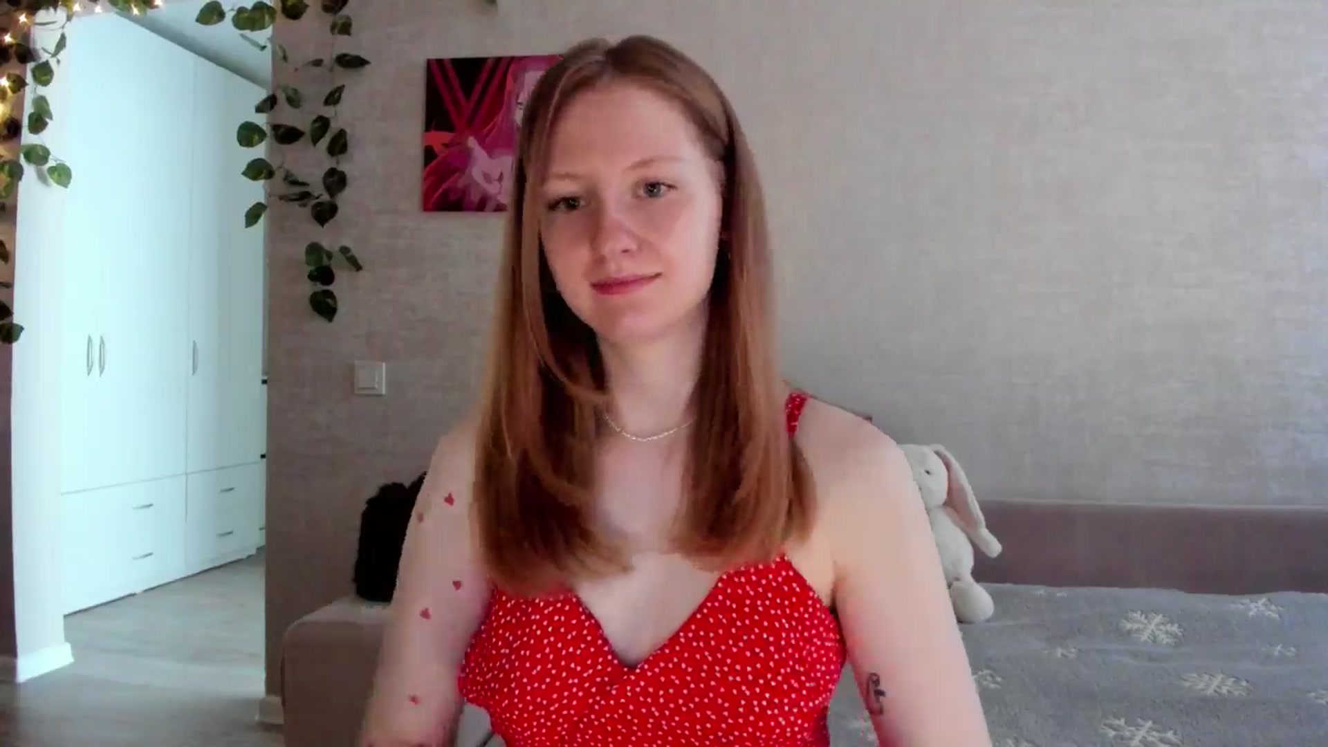 Gallery image thumbnail from girlyAlicey's myfreecams stream on, 06/22/2025, 04:11 image 19 of 20