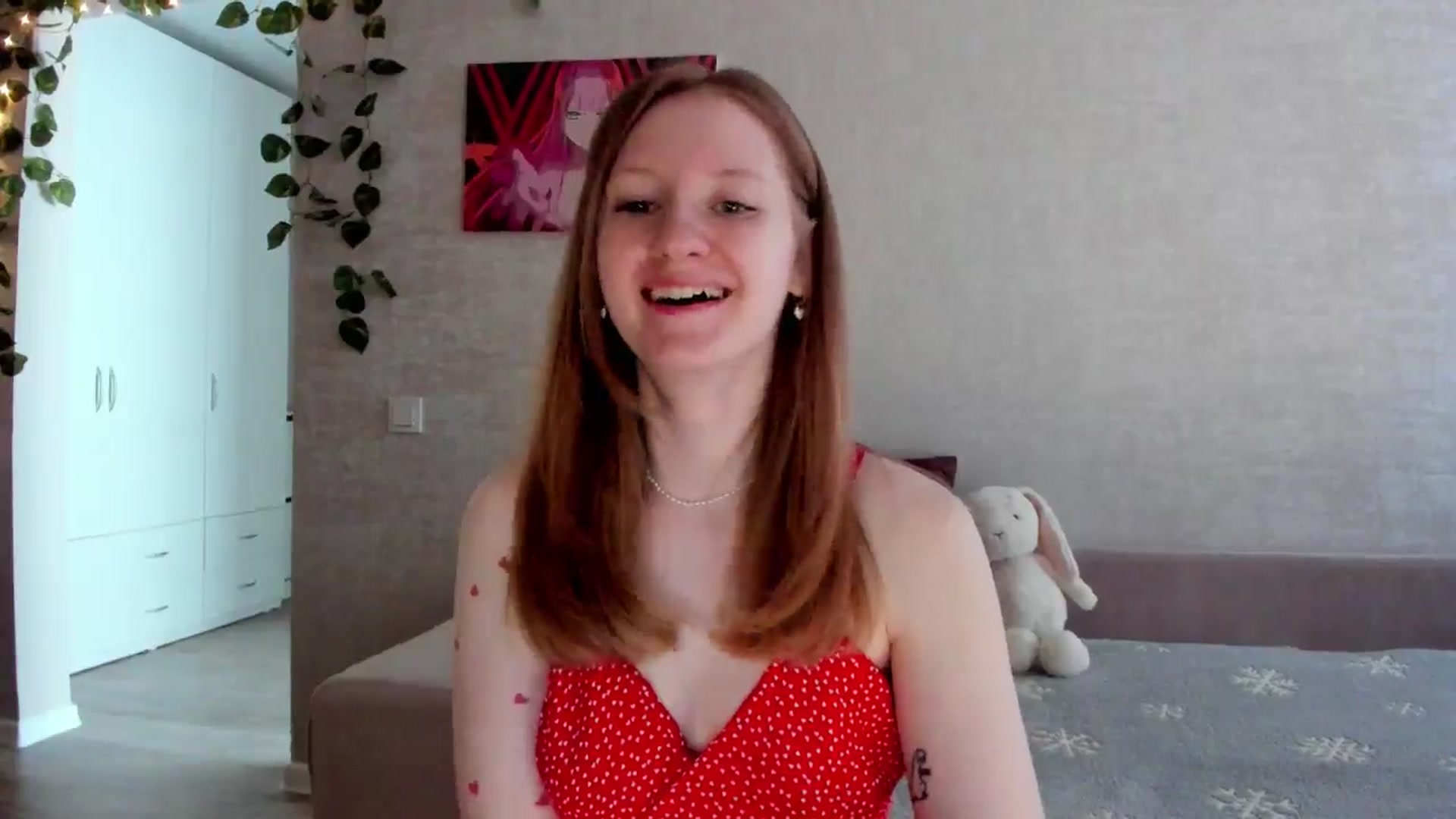 Gallery image thumbnail from girlyAlicey's myfreecams stream on, 06/22/2025, 04:11 image 7 of 20