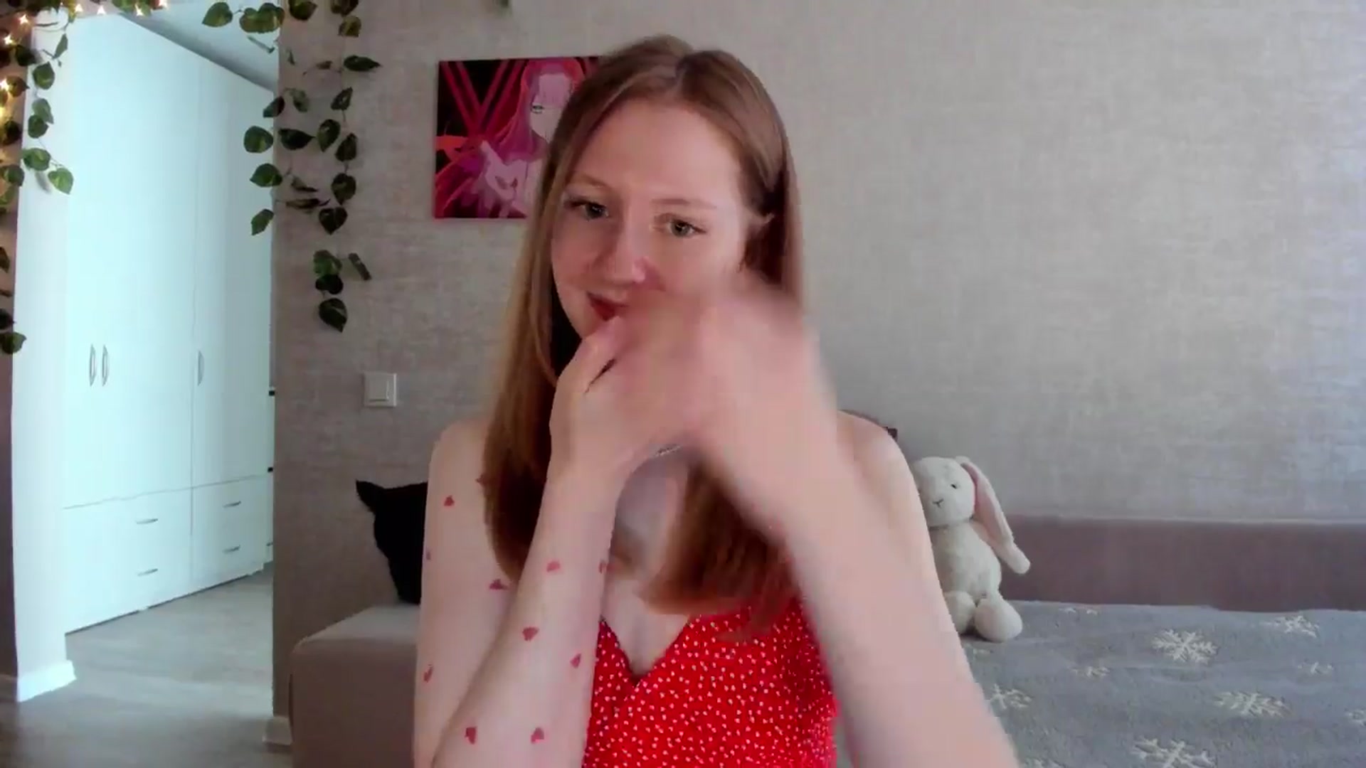 Gallery image thumbnail from girlyAlicey's myfreecams stream on, 06/22/2025, 04:11 image 14 of 20