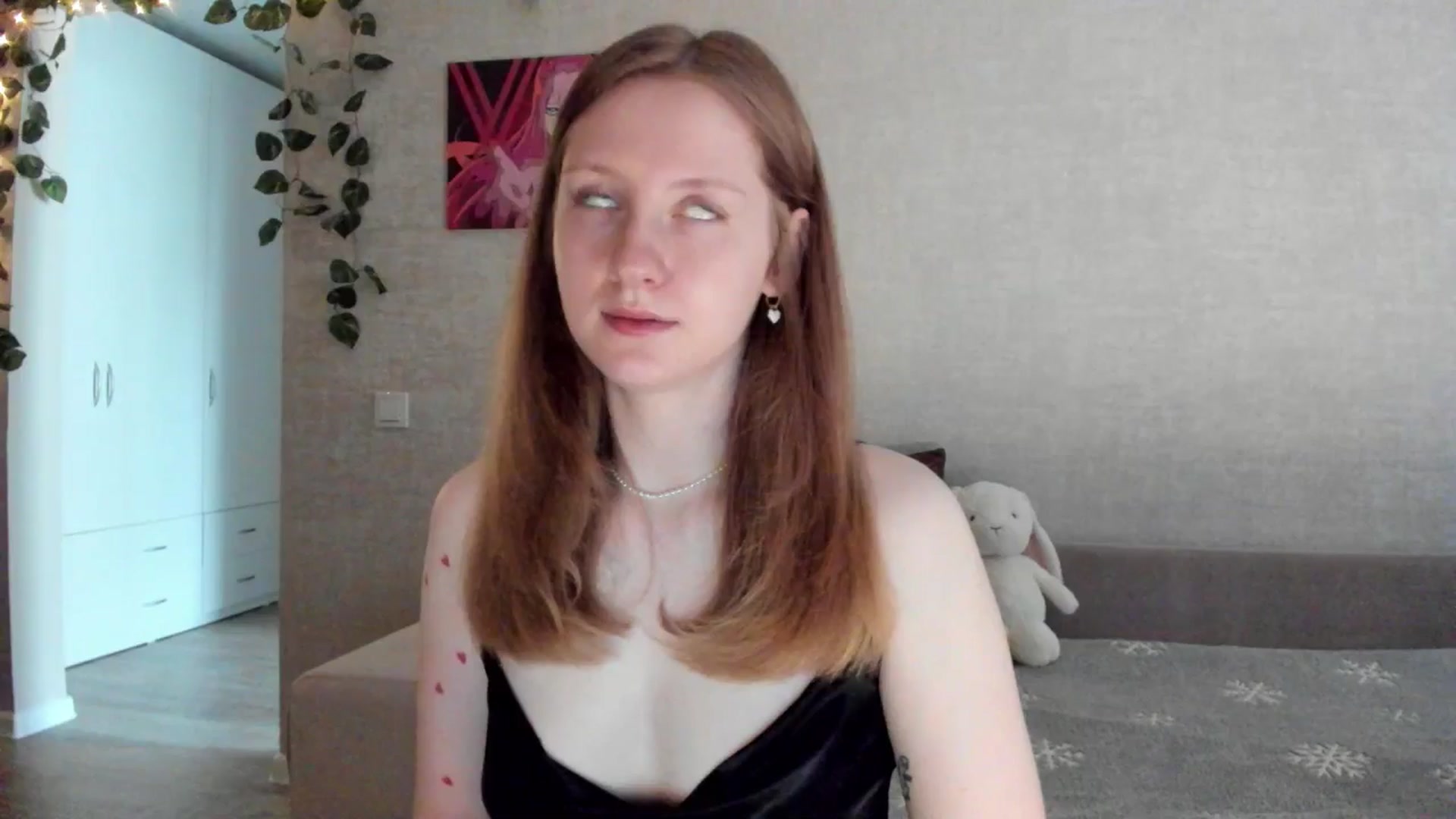 Gallery image thumbnail from girlyAlicey's myfreecams stream on, 06/24/2025, 03:12 image 9 of 20