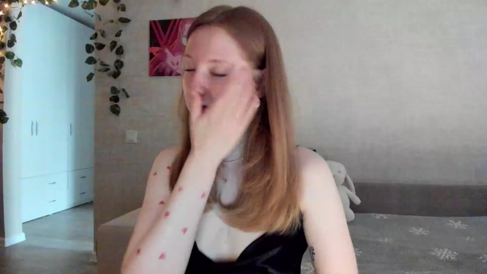 Gallery image thumbnail from girlyAlicey's myfreecams stream on, 06/24/2025, 03:12 image 2 of 20