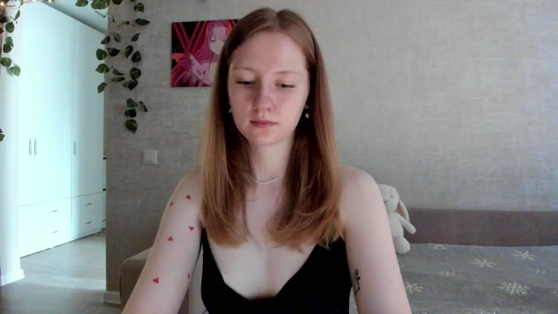 Gallery image thumbnail from girlyAlicey's myfreecams stream on, 06/24/2025, 03:12 image 20 of 20