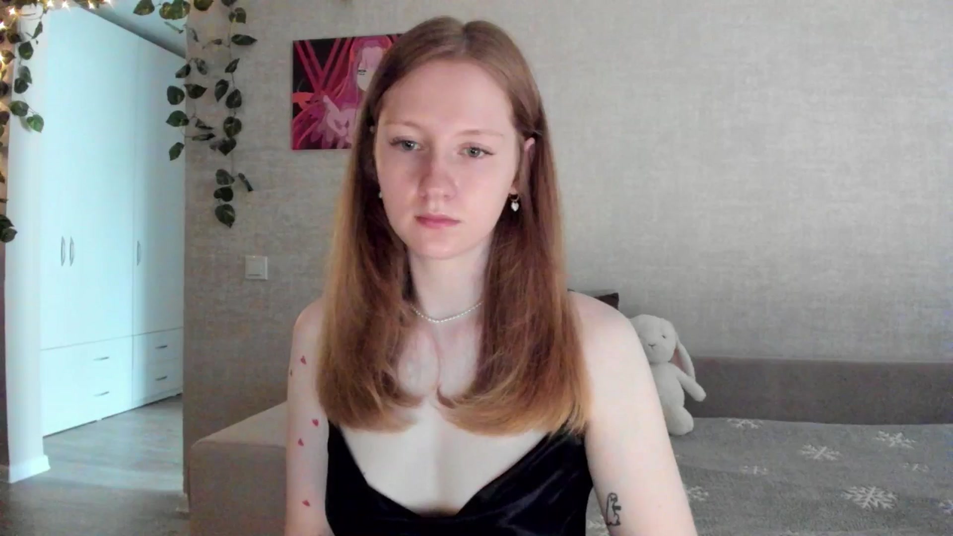 Gallery image thumbnail from girlyAlicey's myfreecams stream on, 06/24/2025, 03:12 image 10 of 20