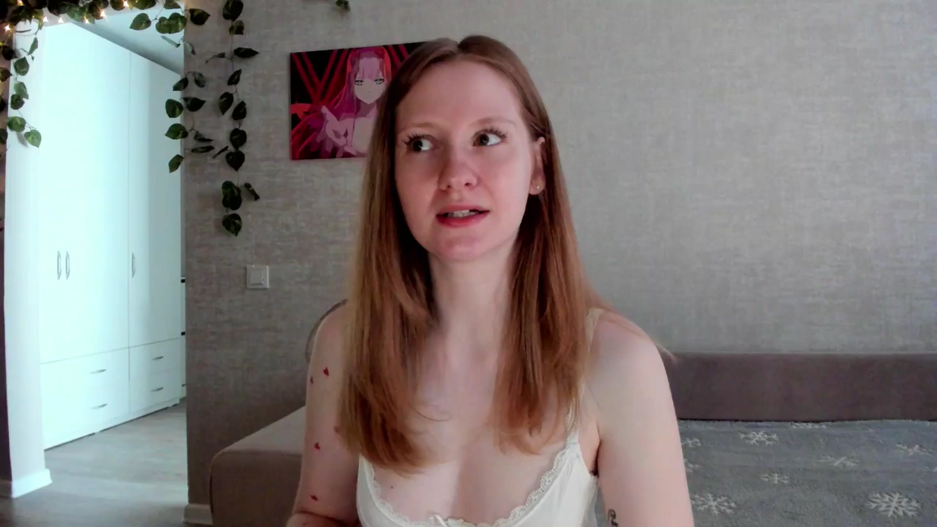 Gallery image thumbnail from girlyAlicey's myfreecams stream on, 06/27/2025, 03:41 image 9 of 20