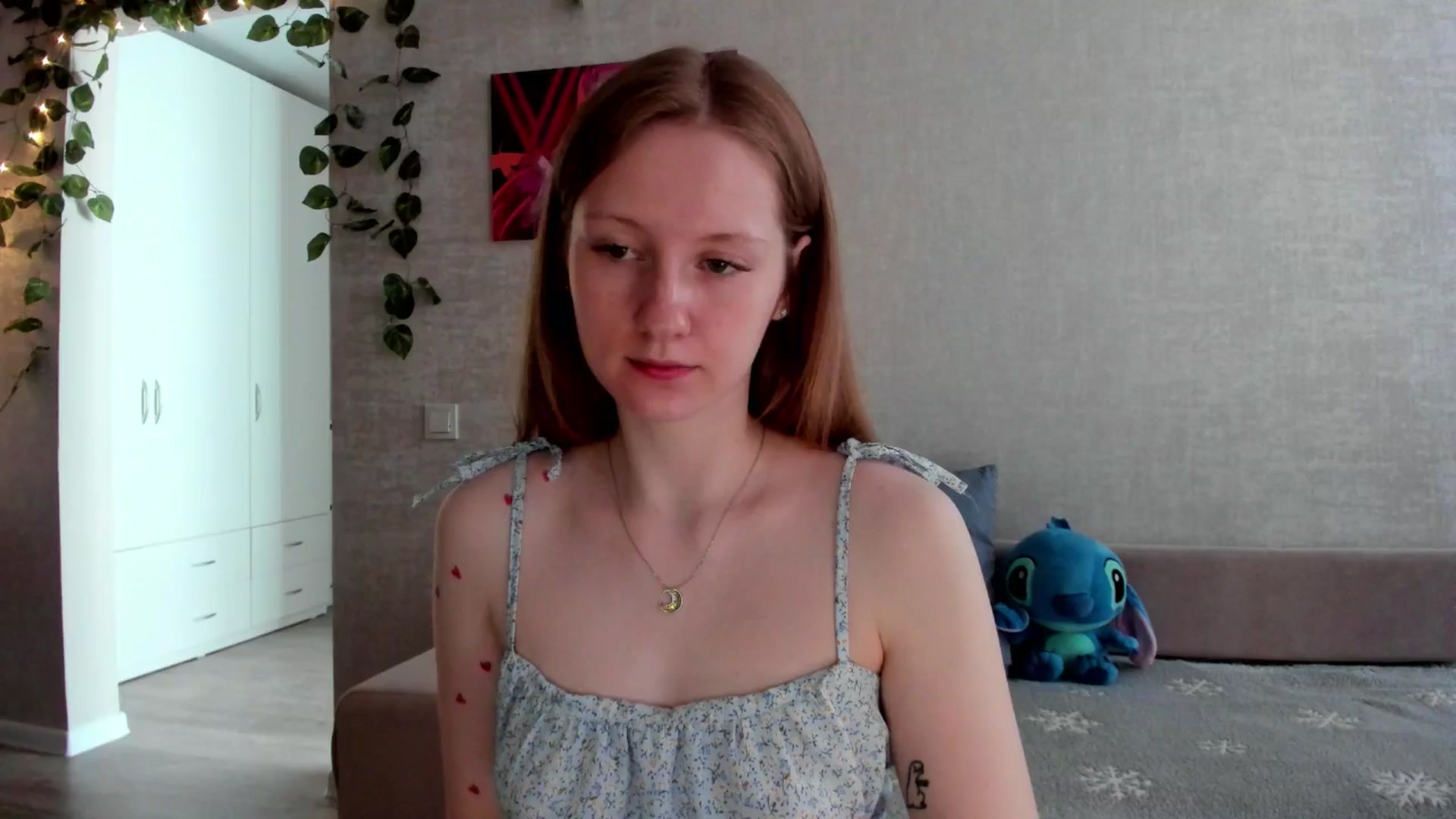 Gallery image thumbnail from girlyAlicey's myfreecams stream on, 06/28/2025, 04:04 image 6 of 20