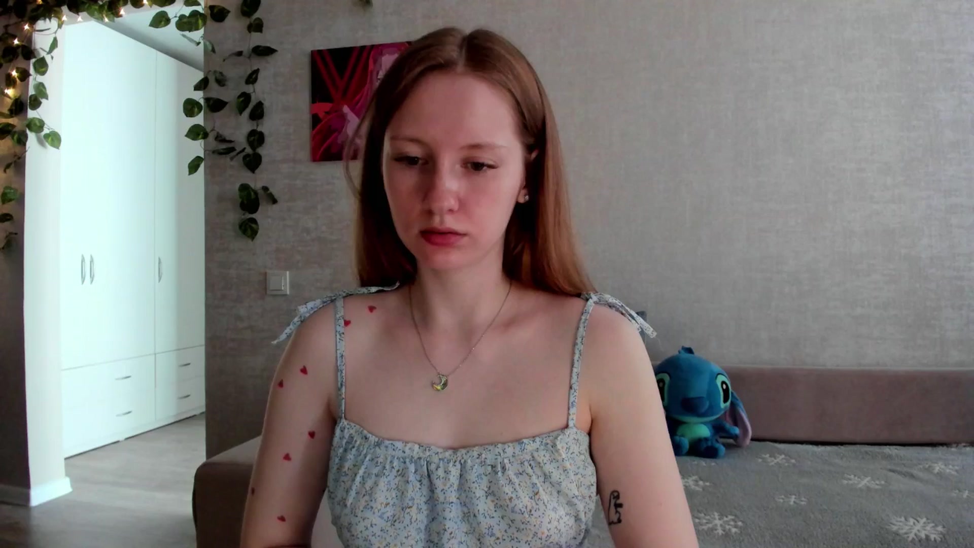 Gallery image thumbnail from girlyAlicey's myfreecams stream on, 06/28/2025, 04:04 image 3 of 20