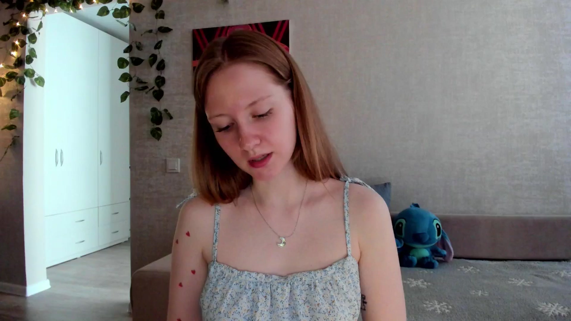 Gallery image thumbnail from girlyAlicey's myfreecams stream on, 06/28/2025, 04:04 image 15 of 20