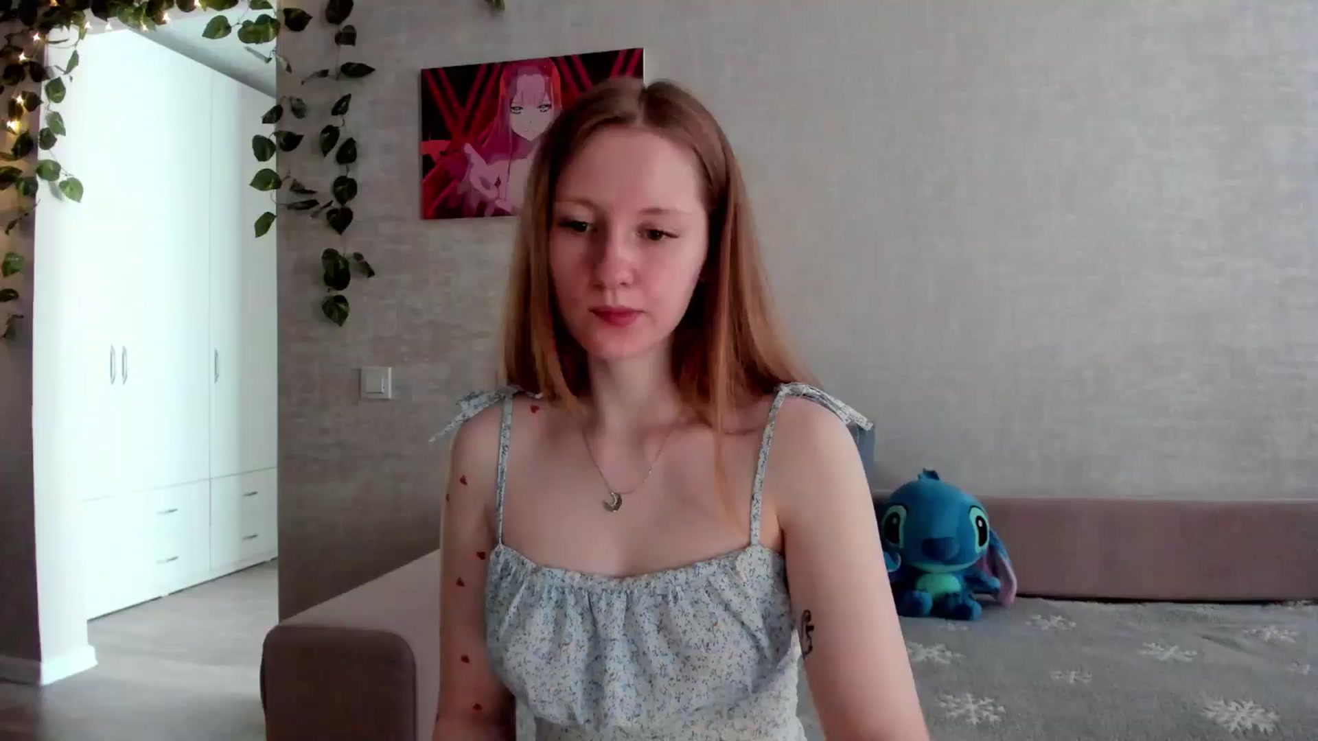 Gallery image thumbnail from girlyAlicey's myfreecams stream on, 06/28/2025, 04:04 image 2 of 20
