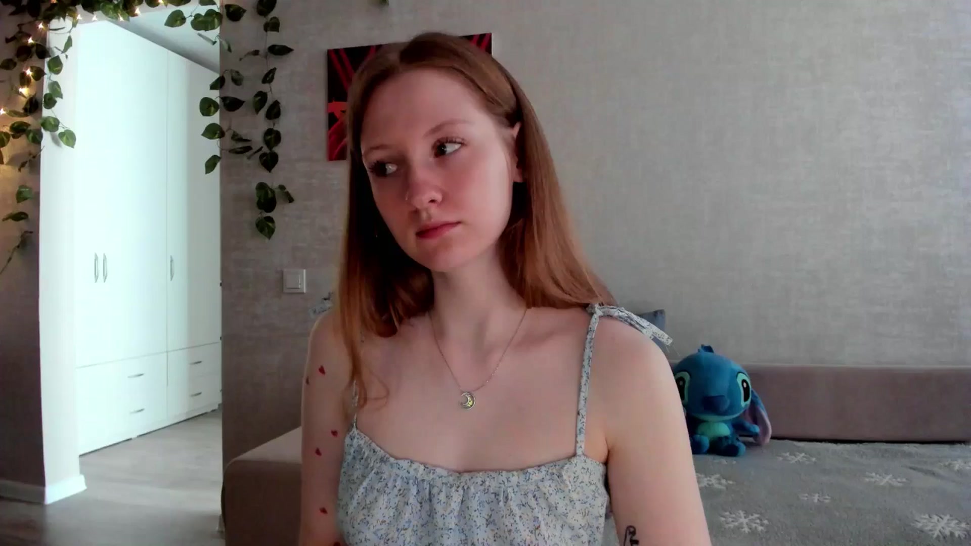 Gallery image thumbnail from girlyAlicey's myfreecams stream on, 06/28/2025, 04:04 image 5 of 20