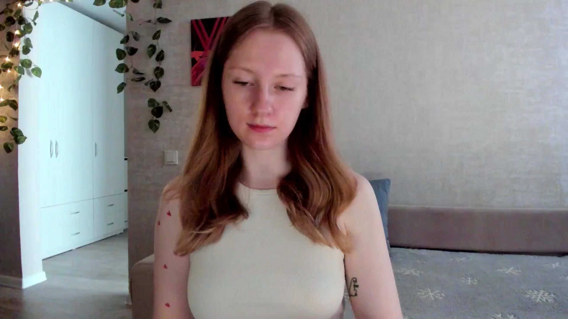 Gallery image thumbnail from girlyAlicey's myfreecams stream on, 07/07/2025, 03:37 image 16 of 20