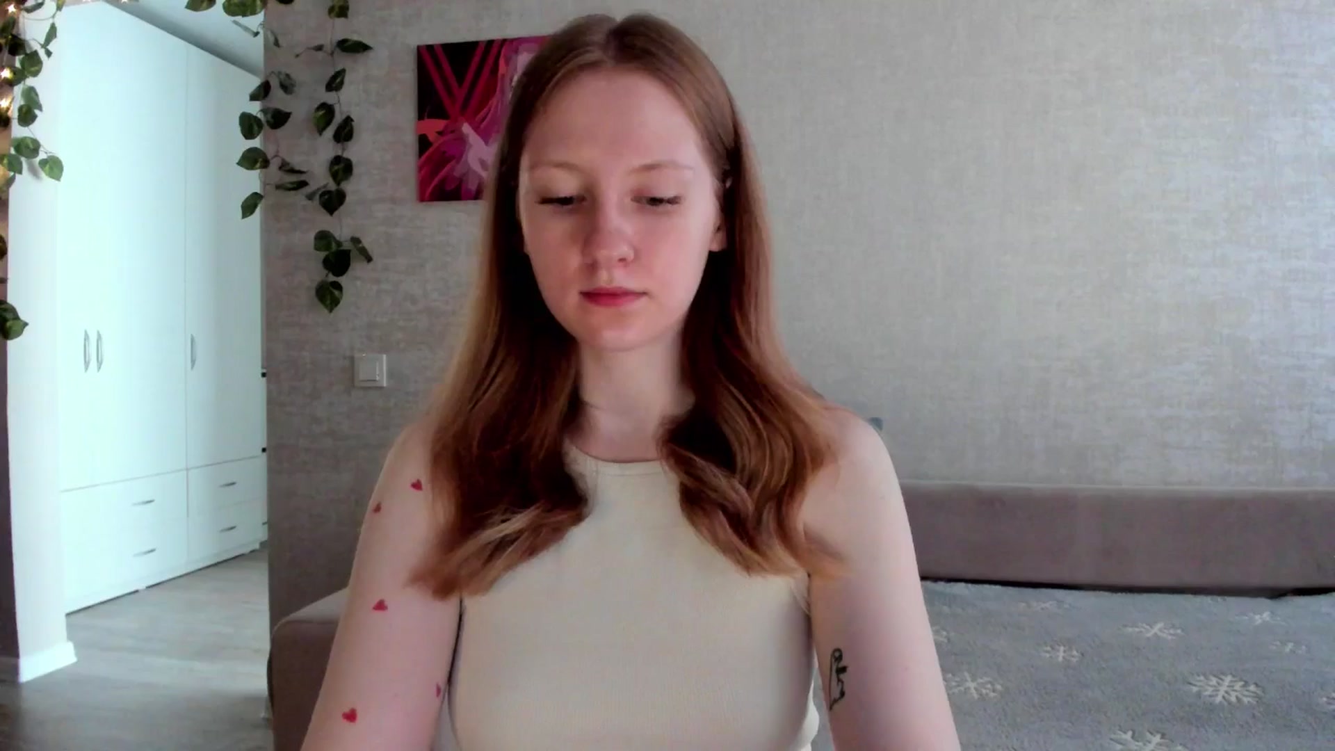 Gallery image thumbnail from girlyAlicey's myfreecams stream on, 07/07/2025, 03:37 image 6 of 20