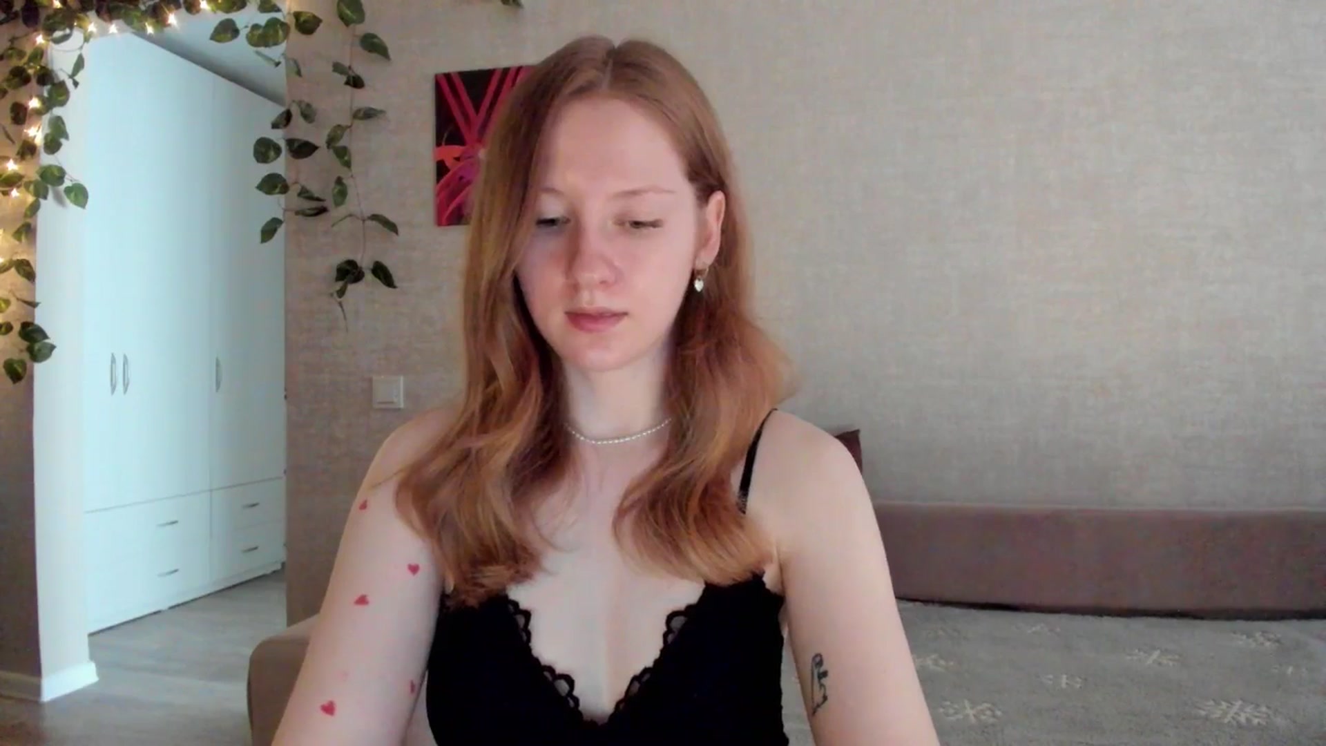 Gallery image thumbnail from girlyAlicey's myfreecams stream on, 07/15/2025, 03:43 image 9 of 20