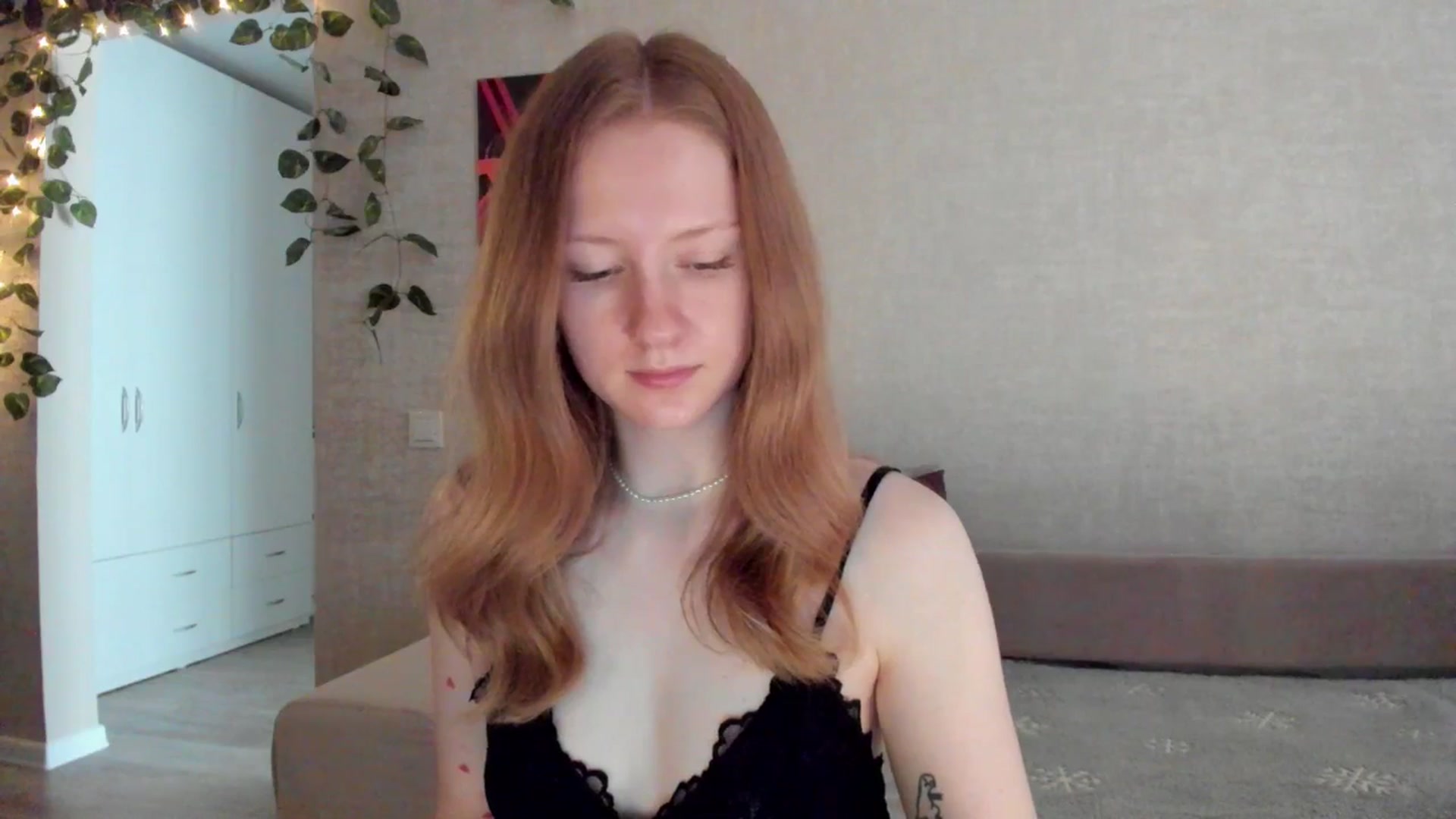 Gallery image thumbnail from girlyAlicey's myfreecams stream on, 07/15/2025, 03:43 image 5 of 20