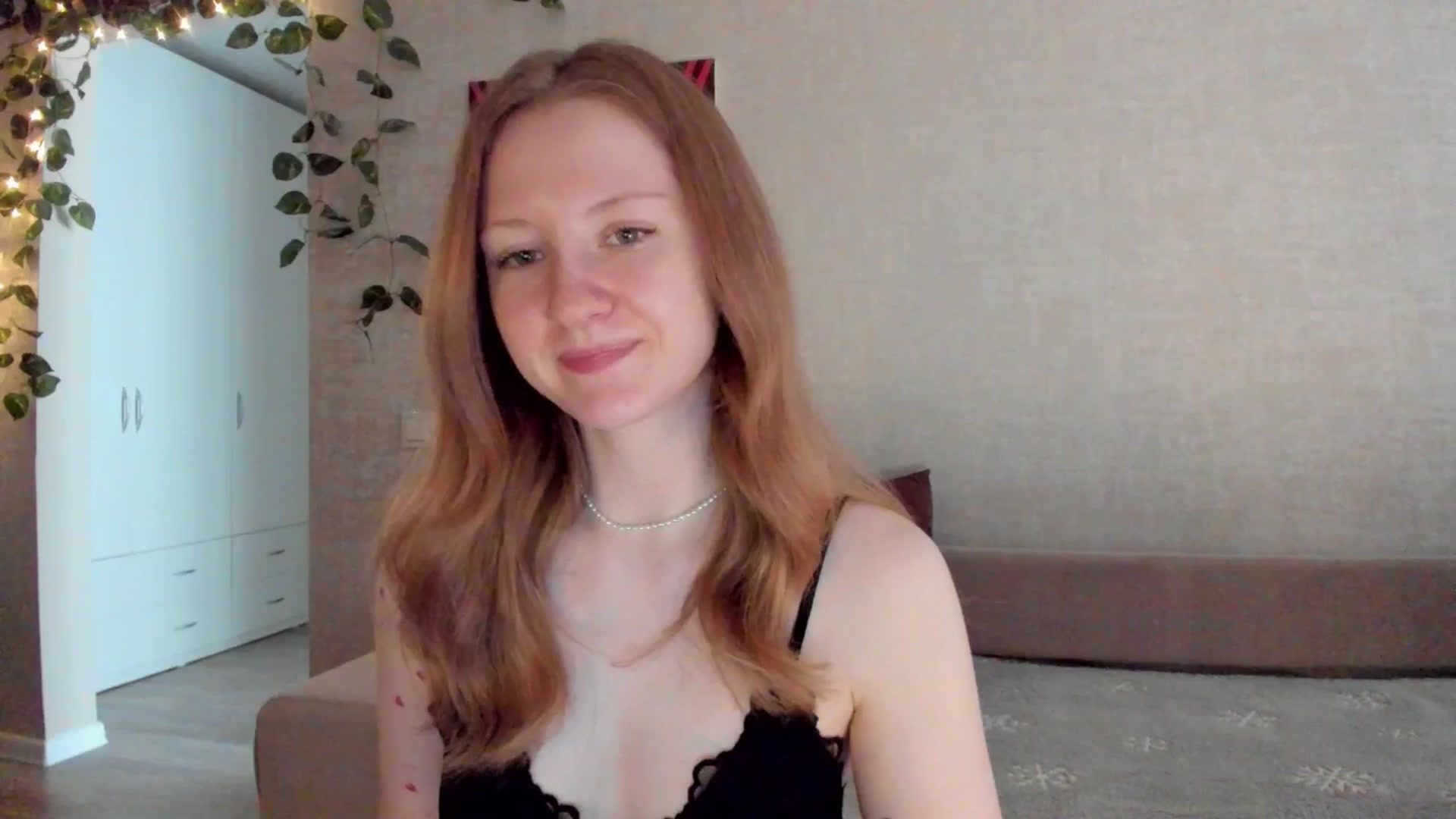 Gallery image thumbnail from girlyAlicey's myfreecams stream on, 07/15/2025, 03:43 image 1 of 20
