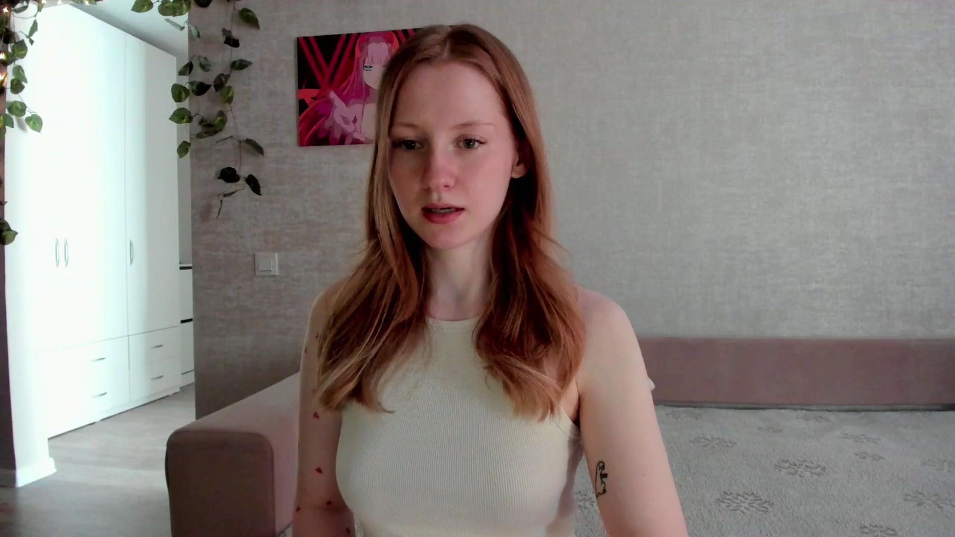 Gallery image thumbnail from girlyAlicey's myfreecams stream on, 08/01/2025, 02:42 image 14 of 20
