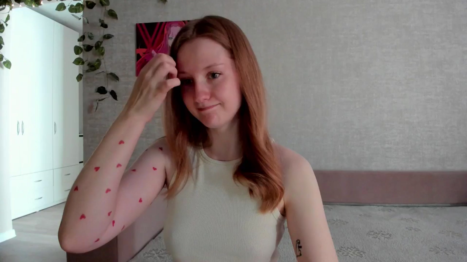 Gallery image thumbnail from girlyAlicey's myfreecams stream on, 08/01/2025, 02:42 image 1 of 20