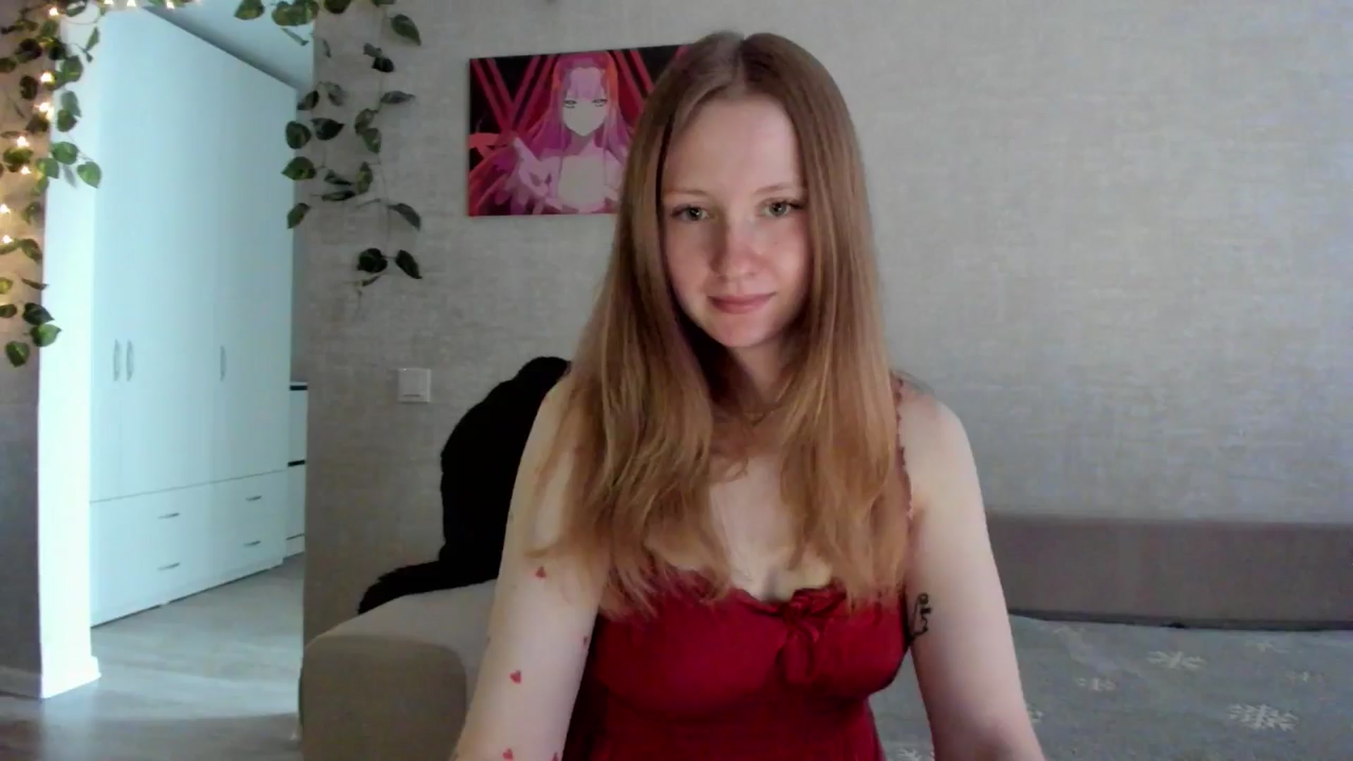 Gallery image thumbnail from girlyAlicey's myfreecams stream on, 08/10/2025, 05:36 image 1 of 20