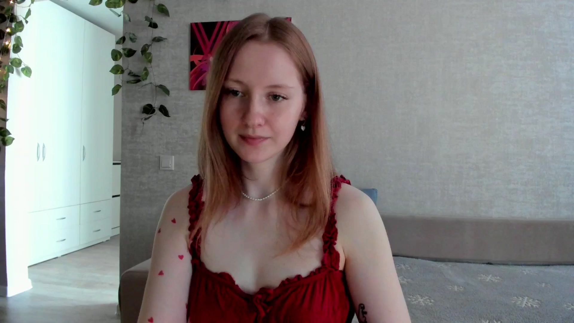 Gallery image thumbnail from girlyAlicey's myfreecams stream on, 08/10/2025, 05:36 image 5 of 20