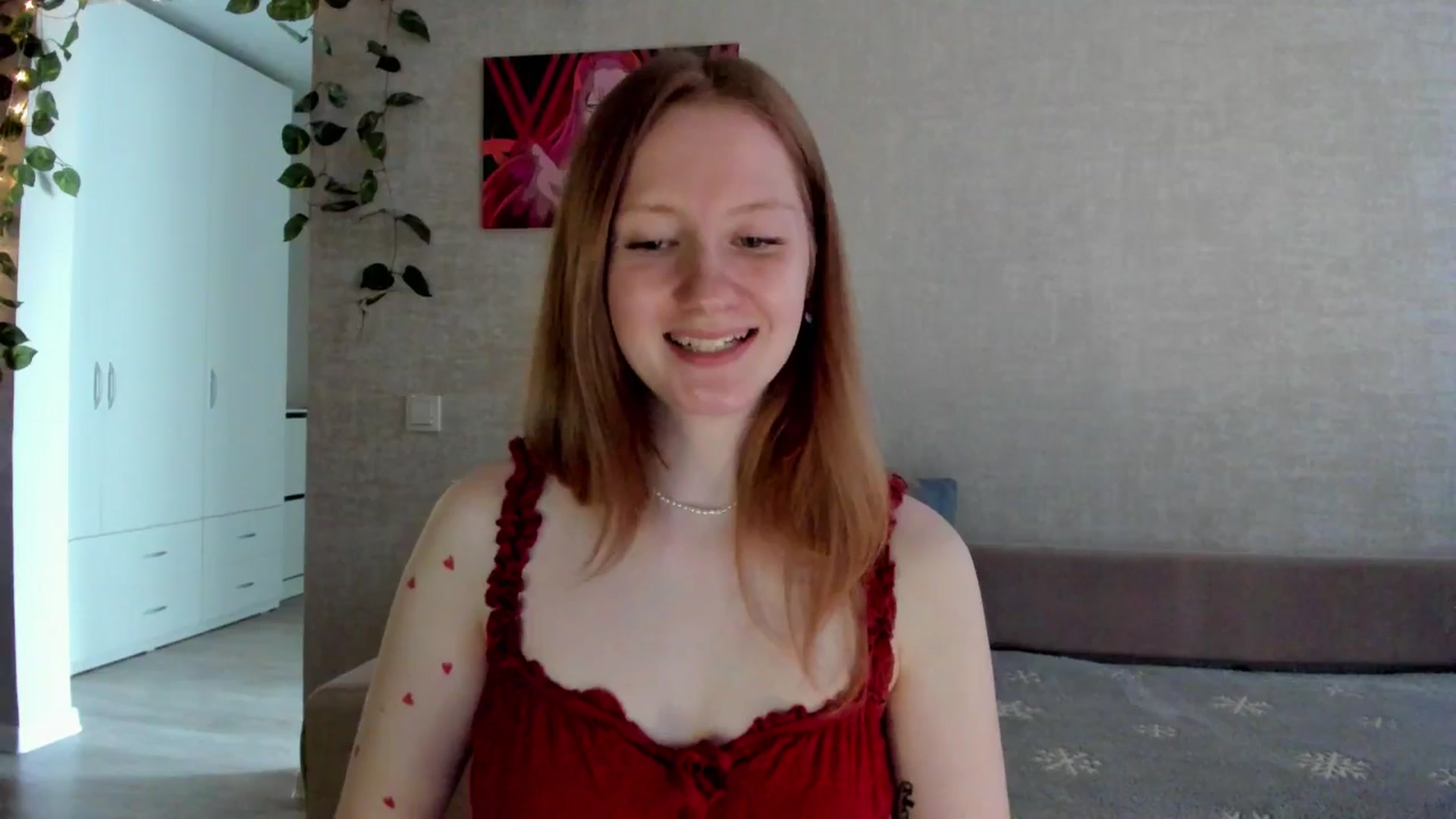 Gallery image thumbnail from girlyAlicey's myfreecams stream on, 08/10/2025, 05:36 image 8 of 20