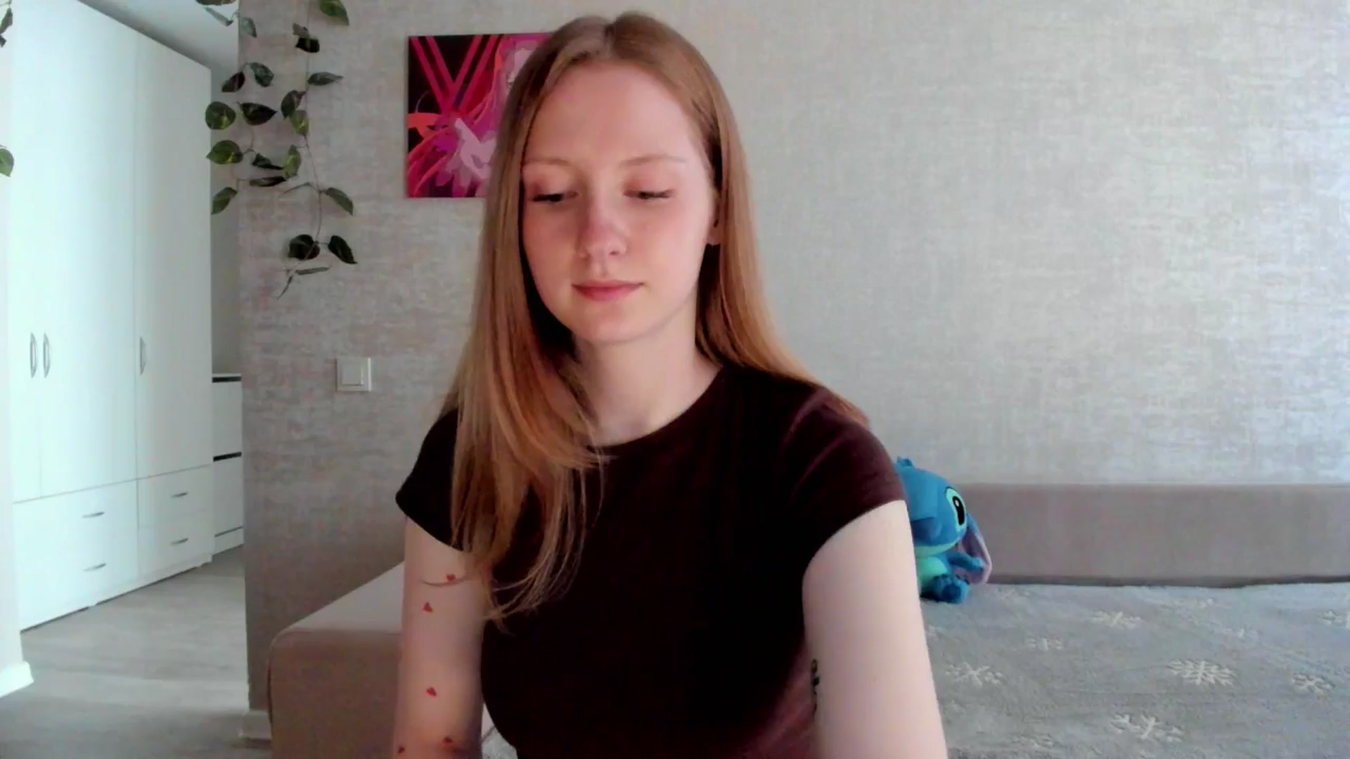 Gallery image thumbnail from girlyAlicey's myfreecams stream on, 08/11/2025, 03:23 image 10 of 20