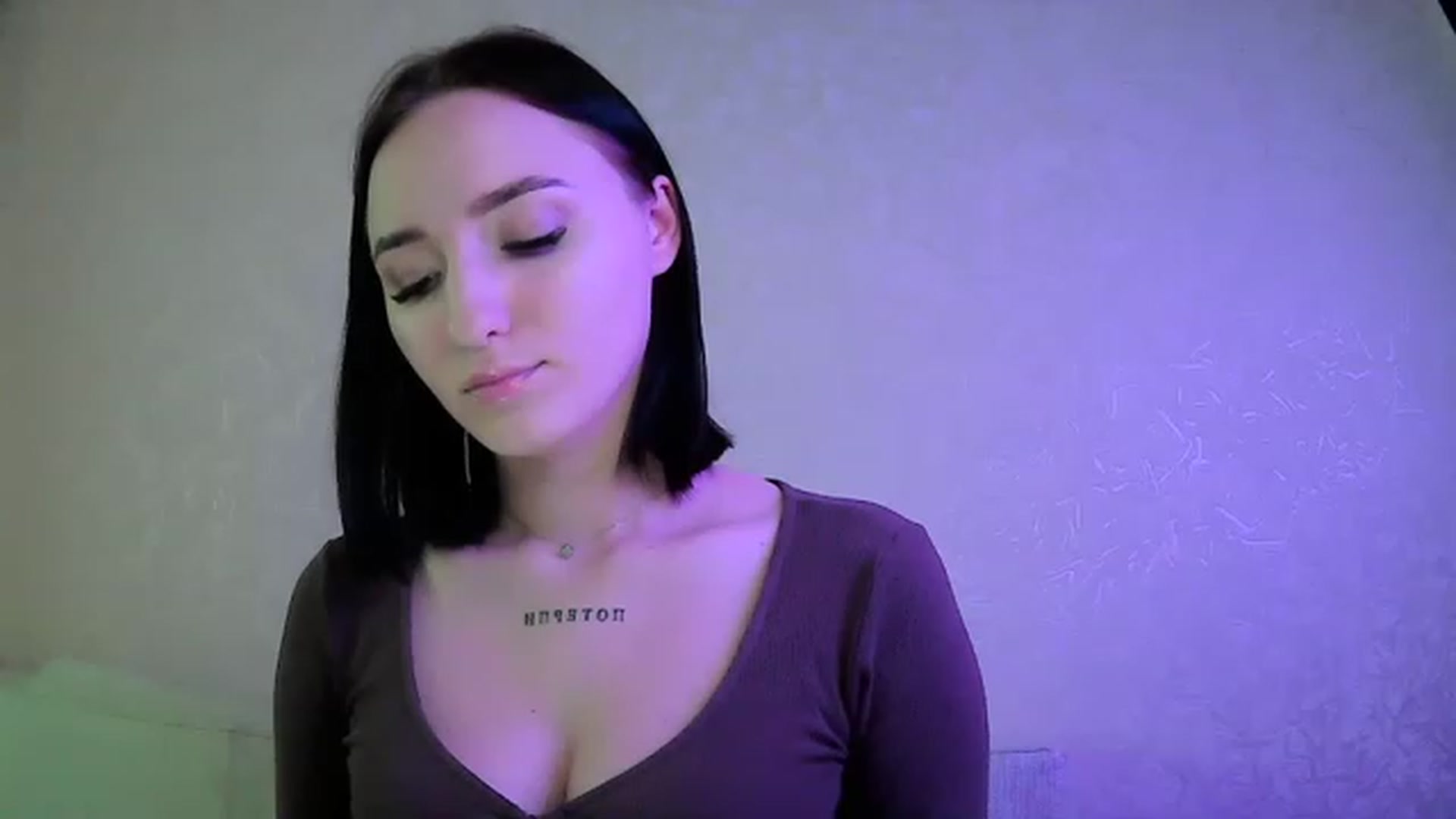 Gallery image thumbnail from givenchy__'s myfreecams stream on, 02/22/2023, 11:50 image 8 of 20