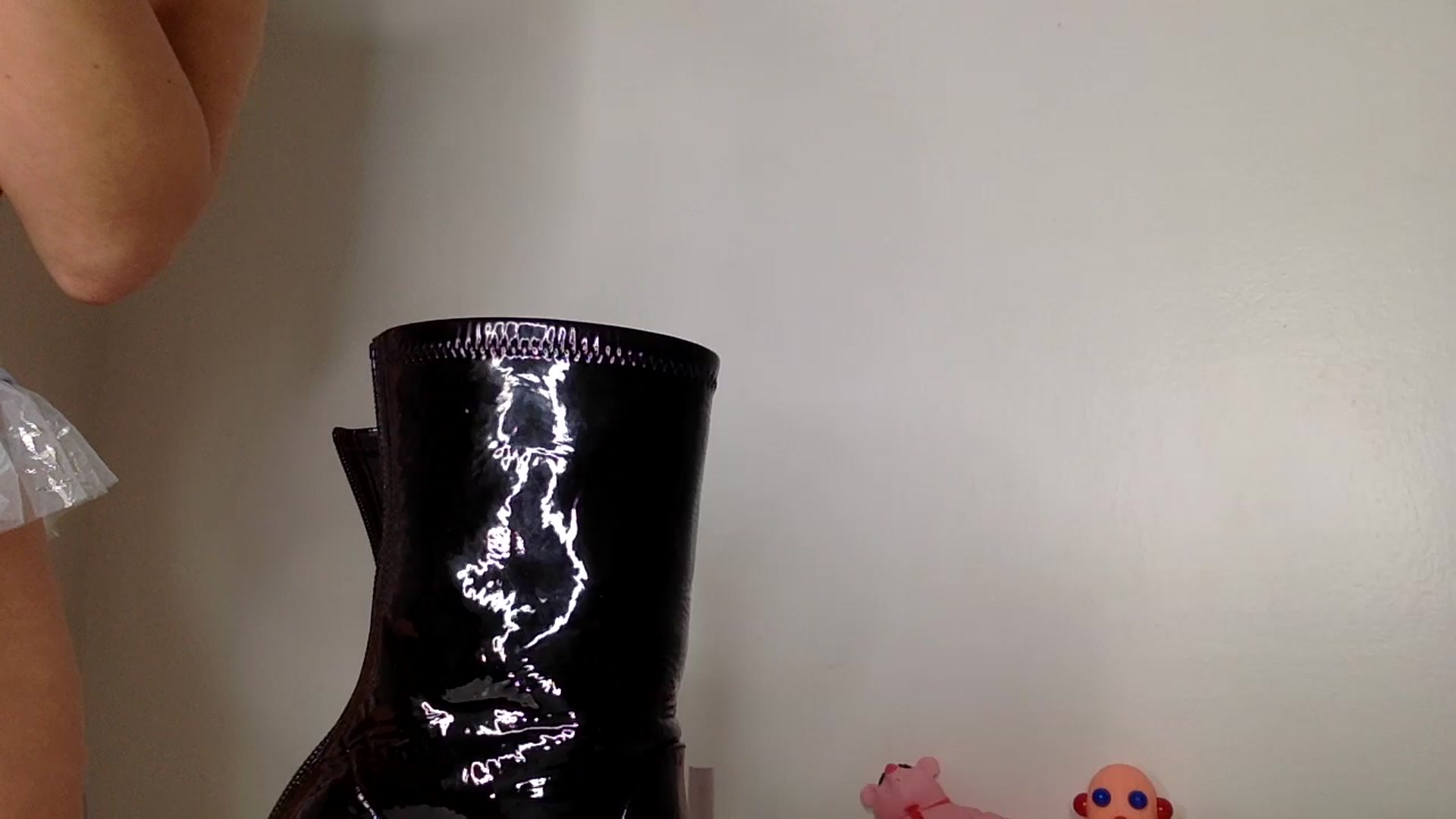 Gallery image thumbnail from goblingoddess's myfreecams stream on, 02/20/2024, 23:32 image 17 of 20