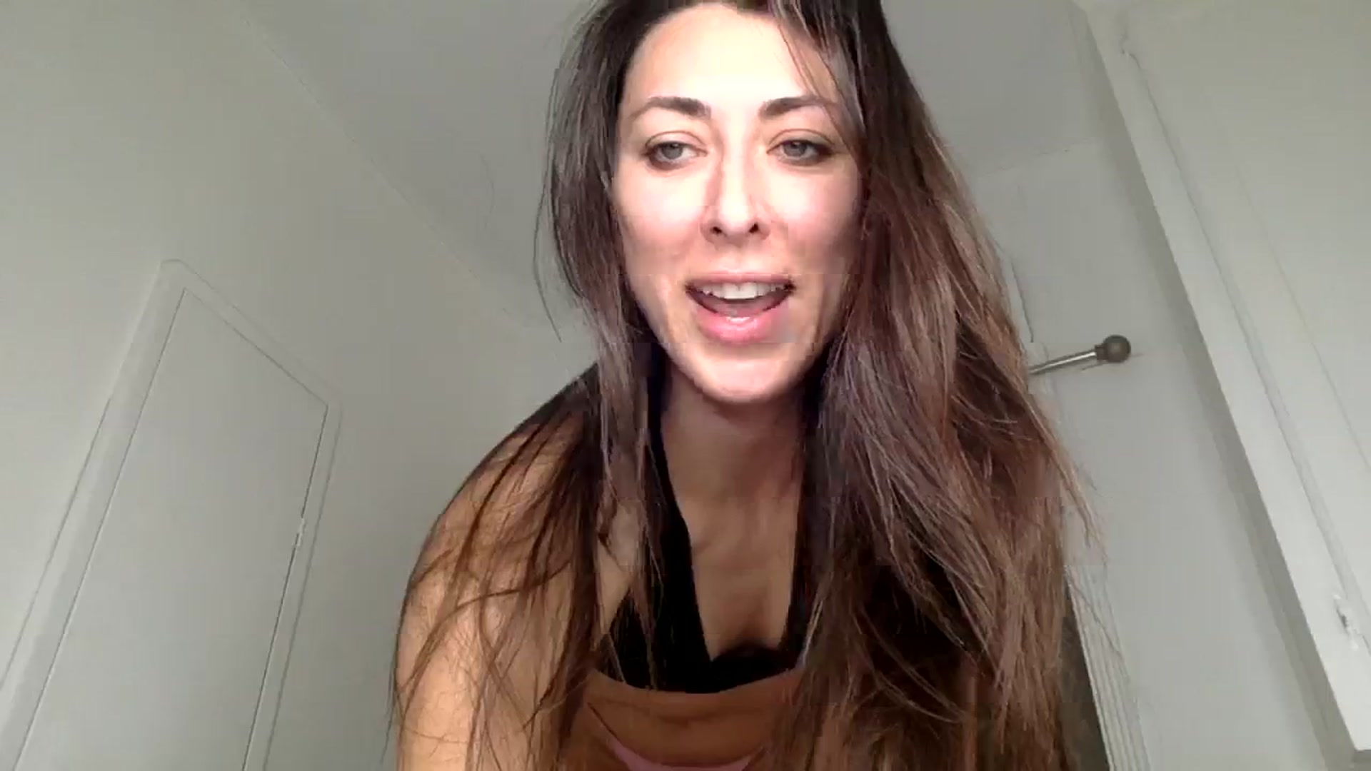 Gallery image thumbnail from goblingoddess's myfreecams stream on, 03/15/2024, 17:35 image 18 of 20