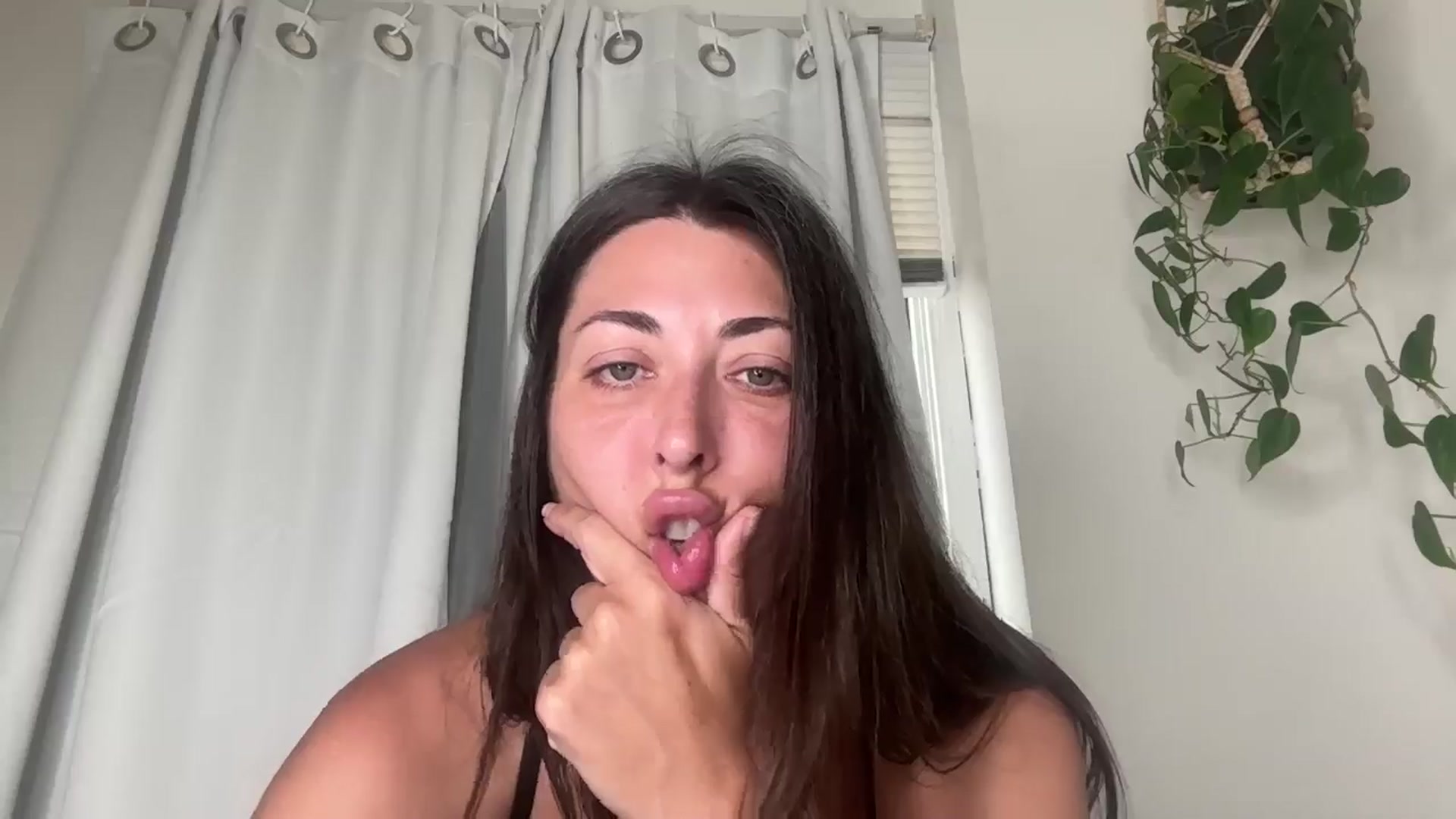 Gallery image thumbnail from goblingoddess's myfreecams stream on, 07/22/2025, 17:33 image 10 of 20