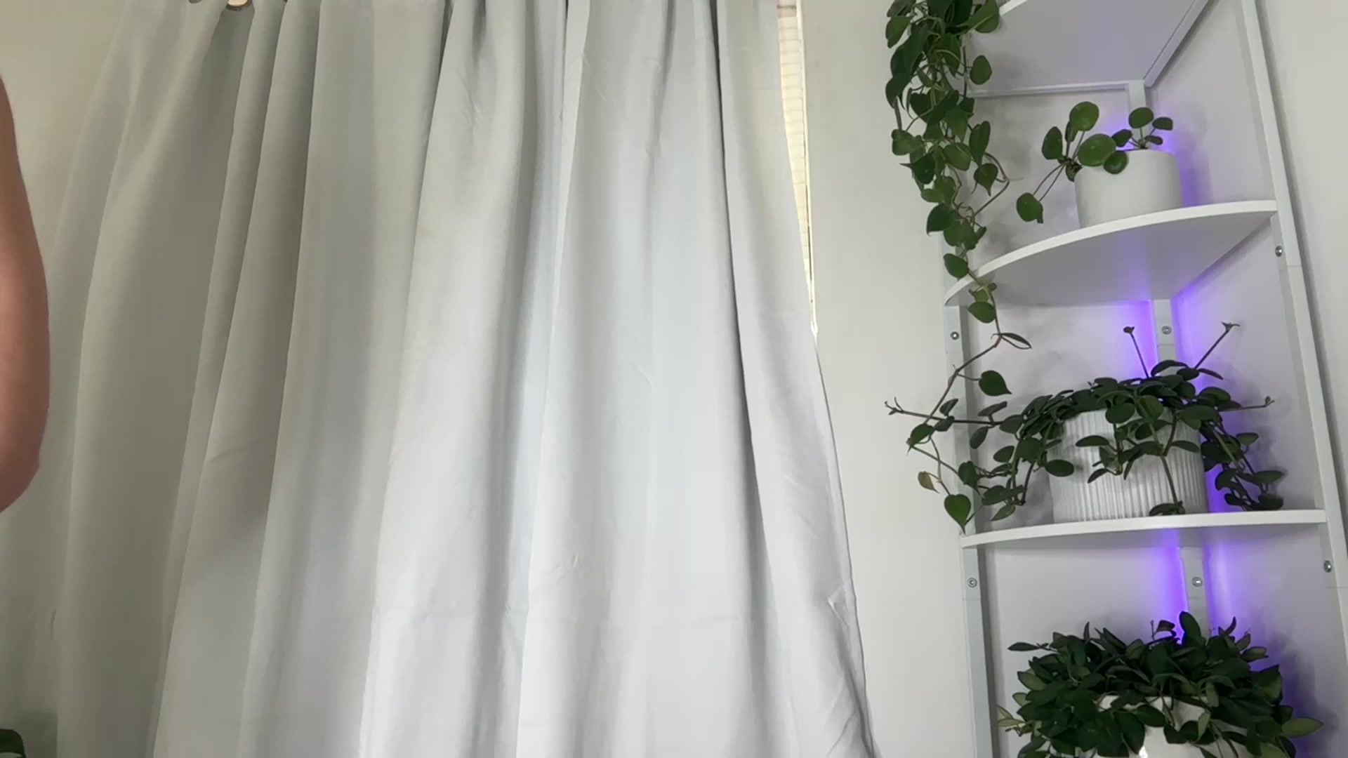 Gallery image thumbnail from goblingoddess's myfreecams stream on, 02/22/2026, 19:00 image 1 of 20