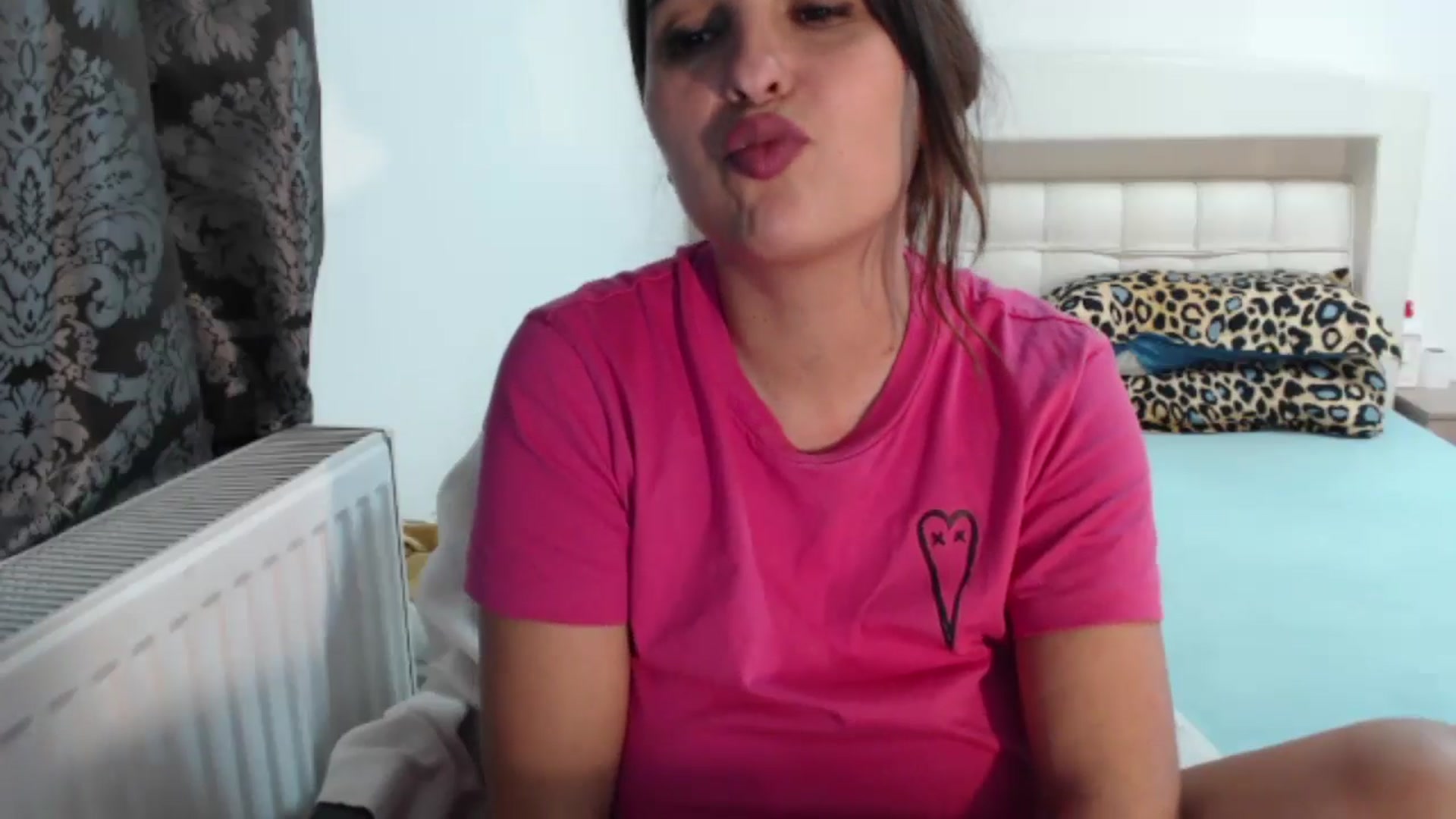 Gallery image thumbnail from goddessMMM's myfreecams stream on, 01/11/2025, 20:01 image 15 of 20