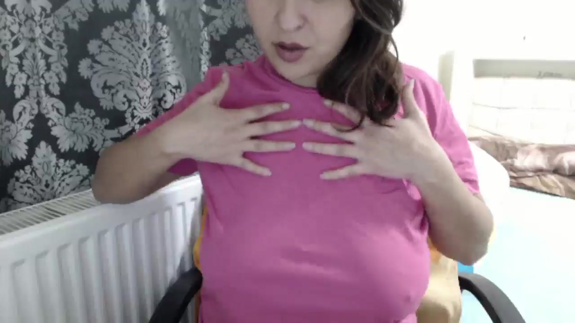 Gallery image thumbnail from goddessMMM's myfreecams stream on, 02/08/2025, 21:34 image 18 of 20