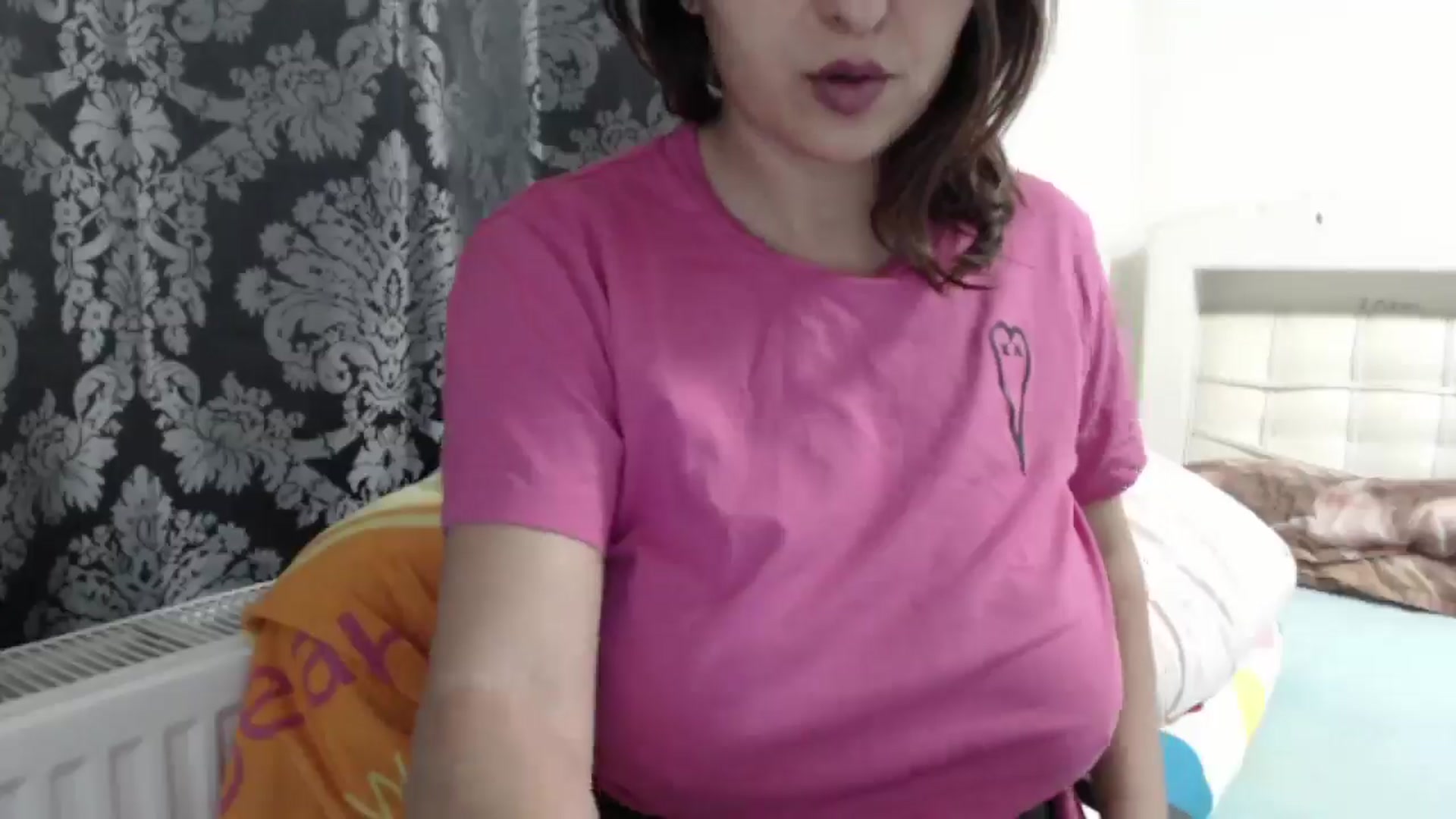 Gallery image thumbnail from goddessMMM's myfreecams stream on, 02/08/2025, 21:34 image 15 of 20